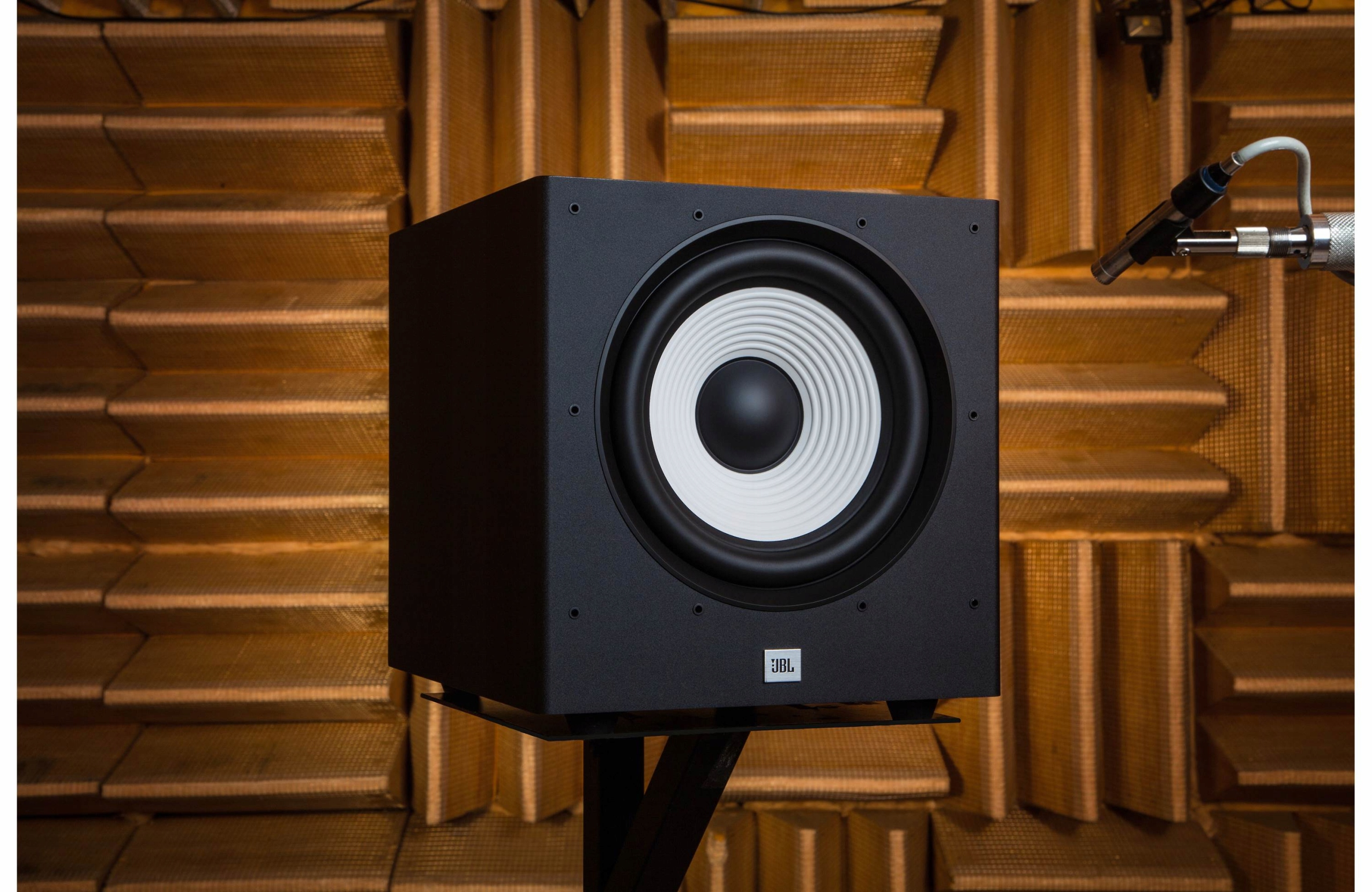 Subwoofer aktywny domowy JBL STAGE A100P Model A100P