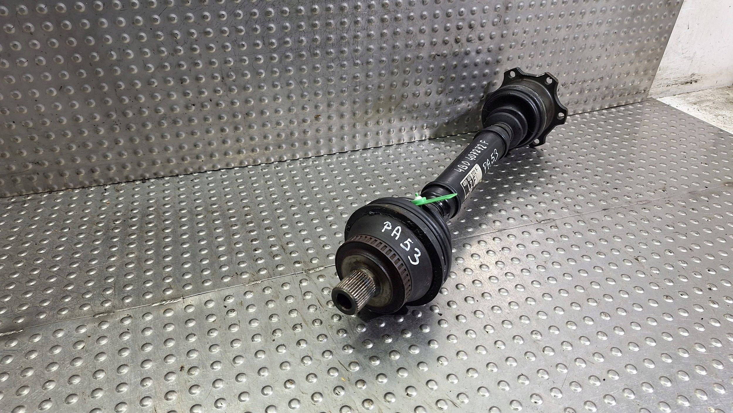 semi-axis right front AUTOMAT 4B0407272F AUDI A6 C5 2.4 2.8 V6