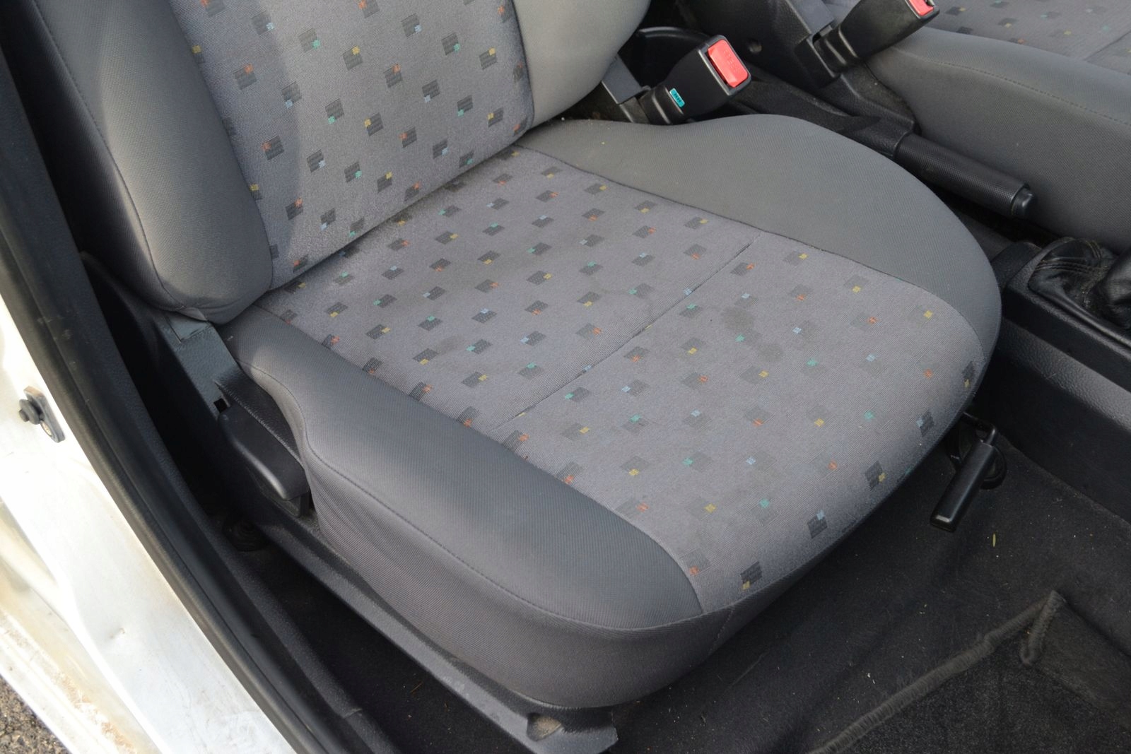 Hyundai GETZ 5D кресло пассажира правый