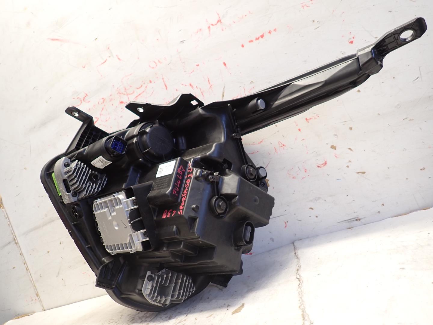 light front front right KIA SPORTAGE V 2022- FULL LED 92102-R2100