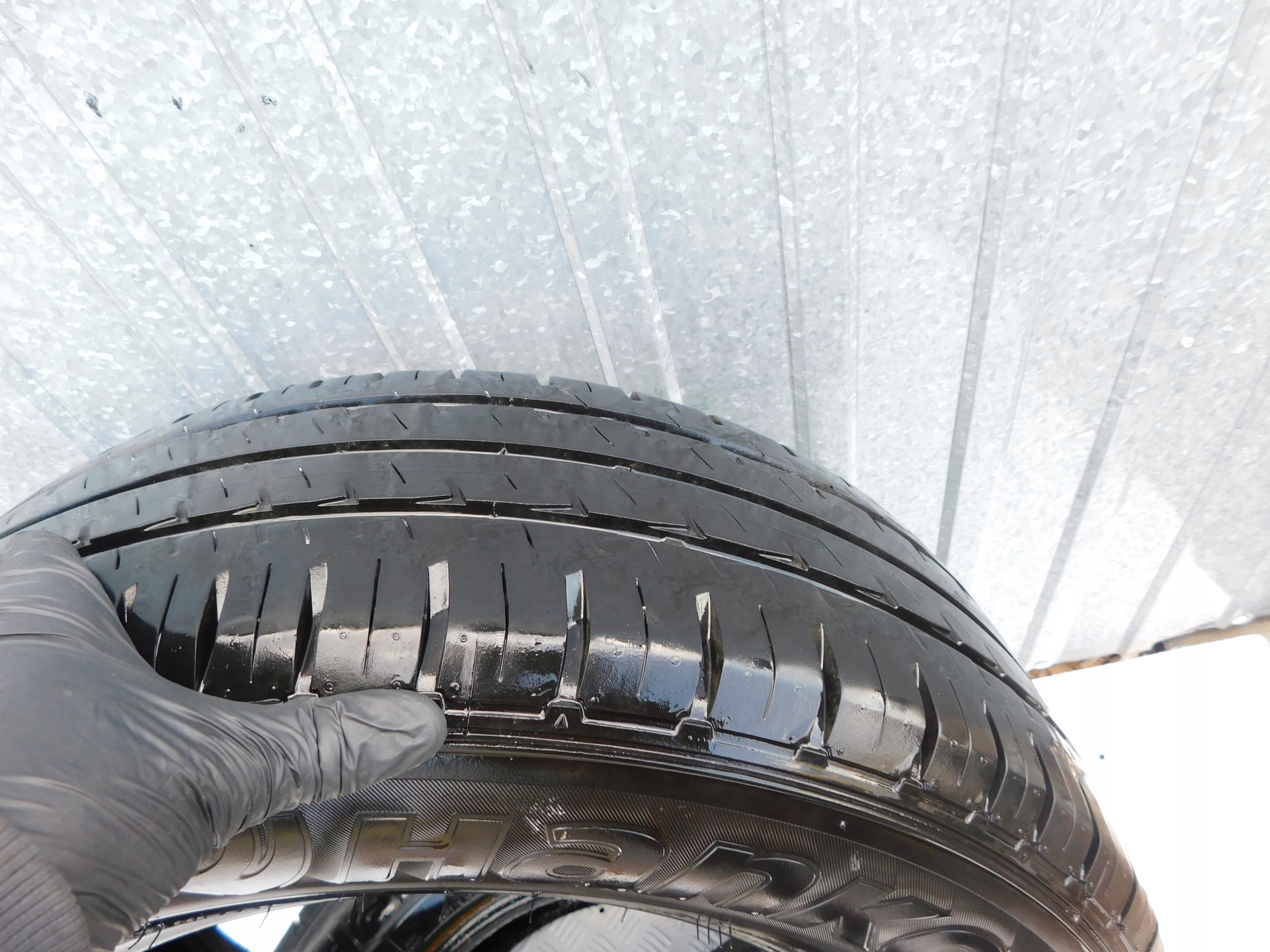 tyres summer 235/65/R16C Hankook Vantra Sprawne 2x6mm 2720r