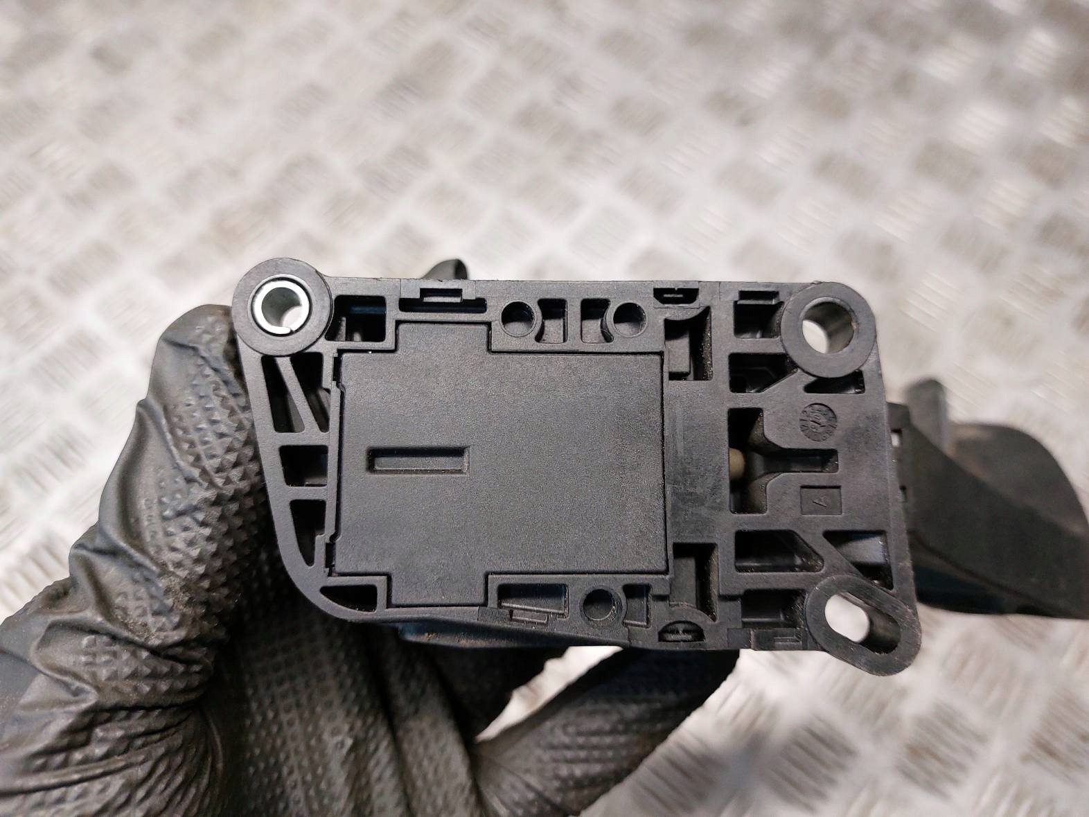 accelerator pedal potentiometer CITROEN C4 PICASSO and 1.6 HDI 9654725380