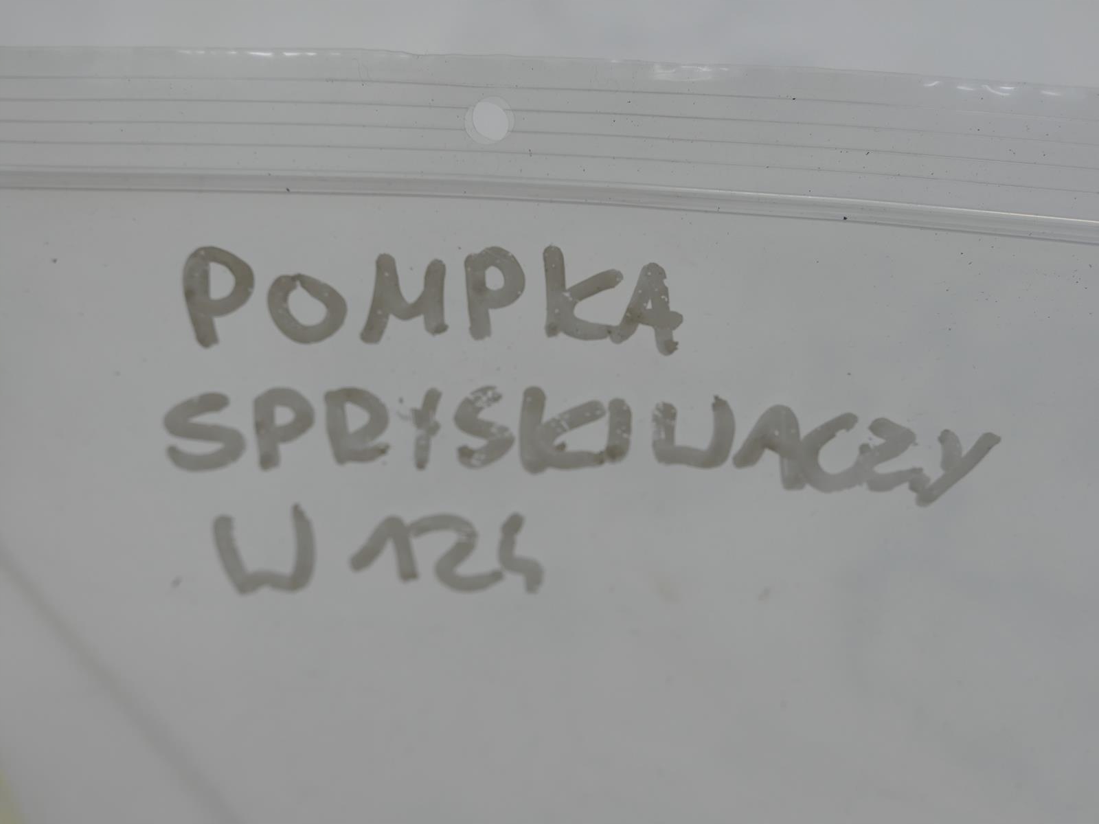MERCEDES E W124 COUPE PUMPE SPRITZDÜSE W126