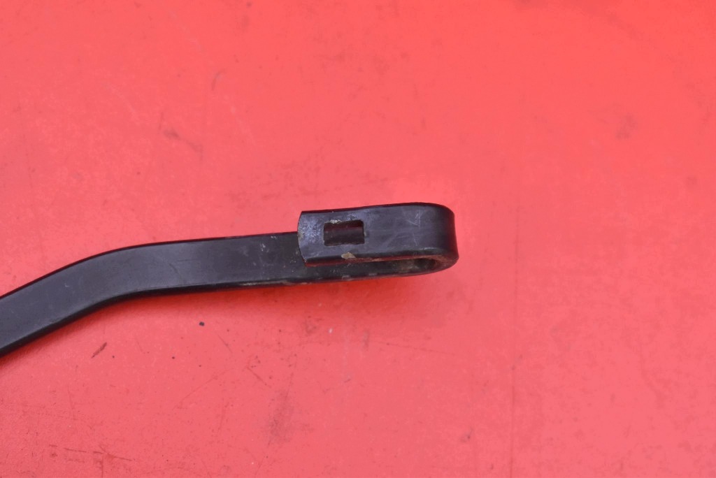 wiper arm front EU RENAULT LATITUDE 1 and 10-14