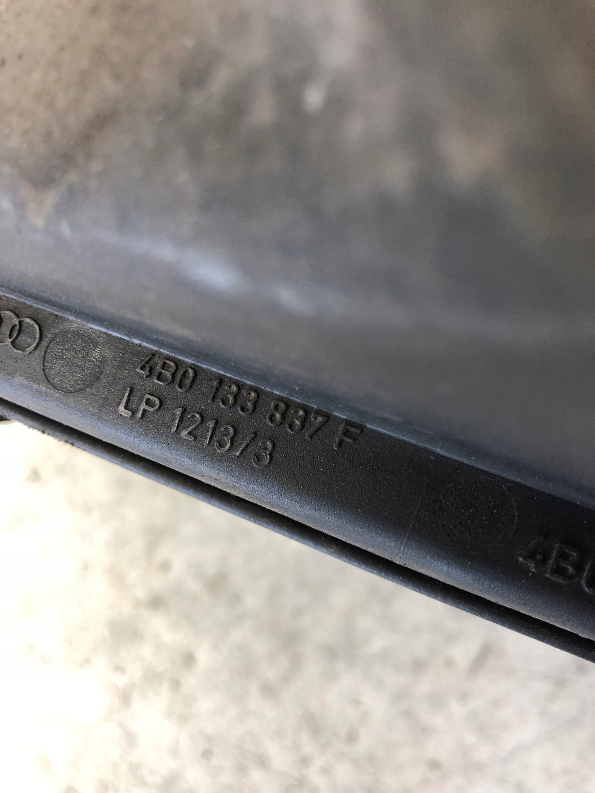 Gehäuse filter luft AUDI A6 C5 4B0133835L