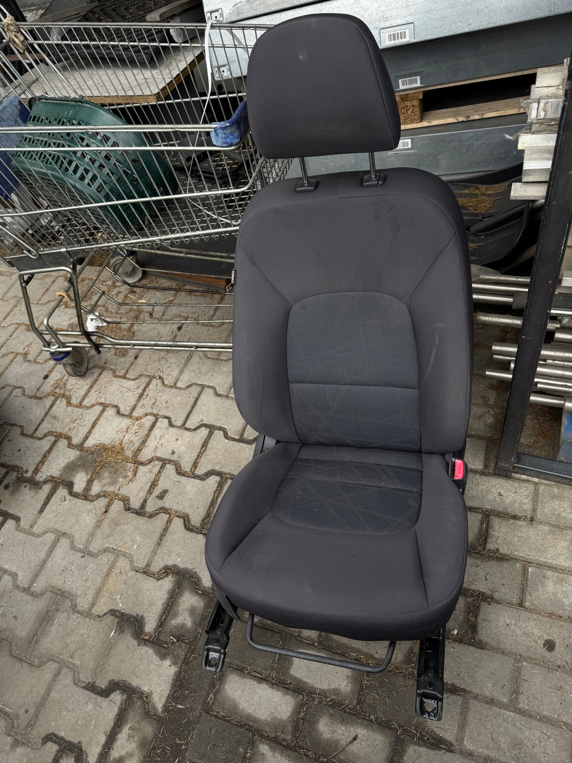 Siège Avant Droite Passegers KIA RIO III 2012 3D 3DRZWI