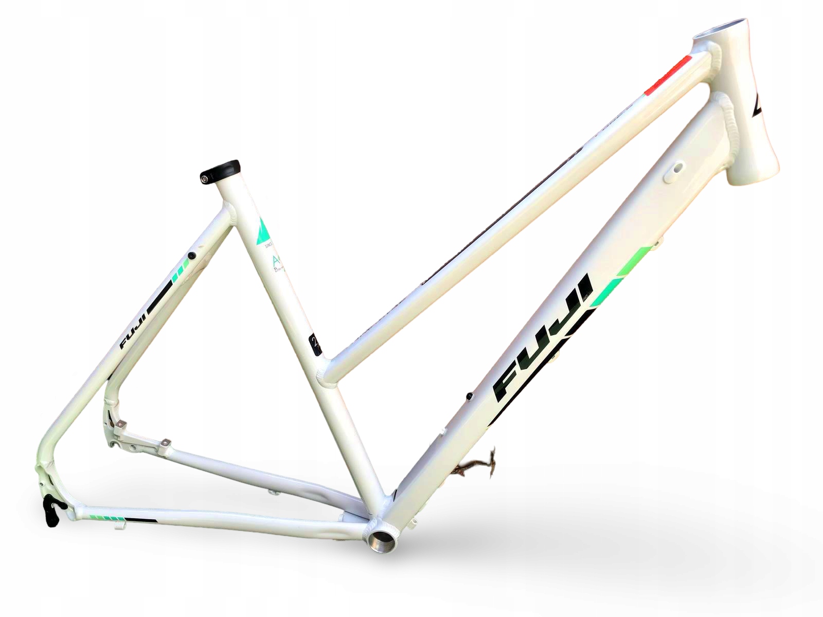 Rama Rowerowa Trekking Fuji Traverse 1.5 St Rozmiar 21" Biała