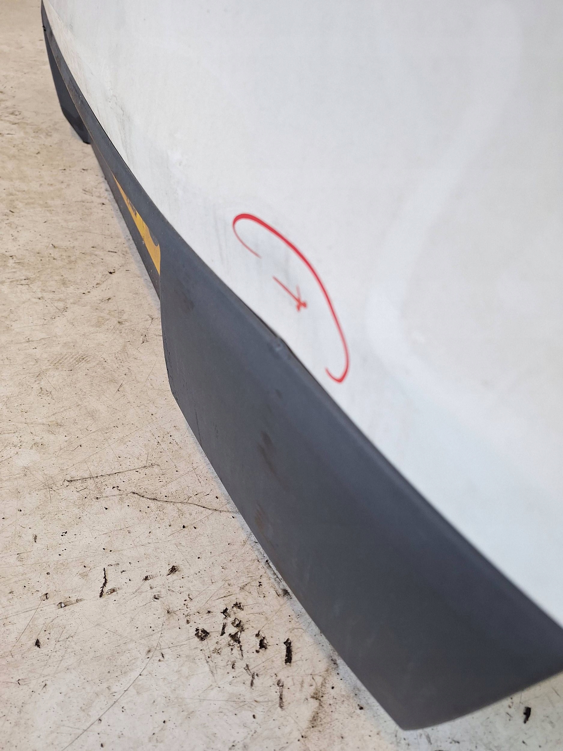 FIAT 500L 12-17 boot door