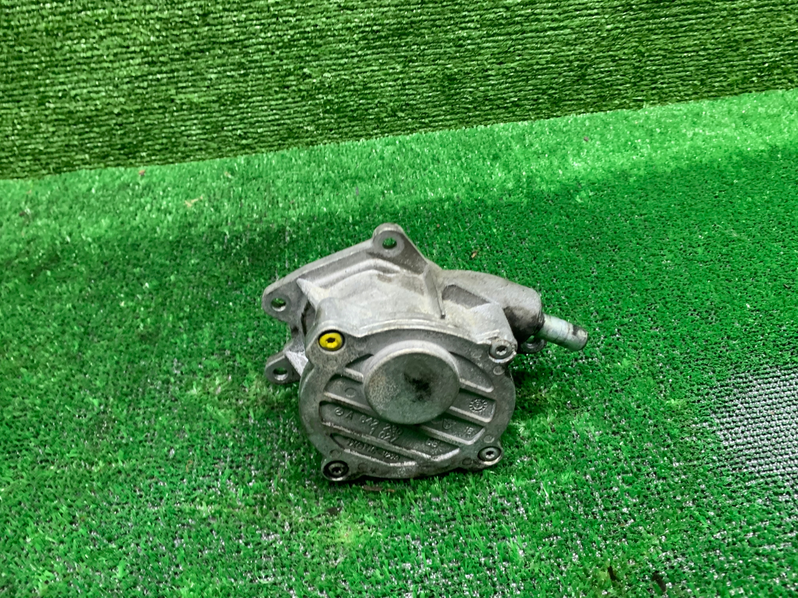 POMPA VACUM WAKUM A6422301027 MERCEDES R-KLASA W251 3.0 CDI