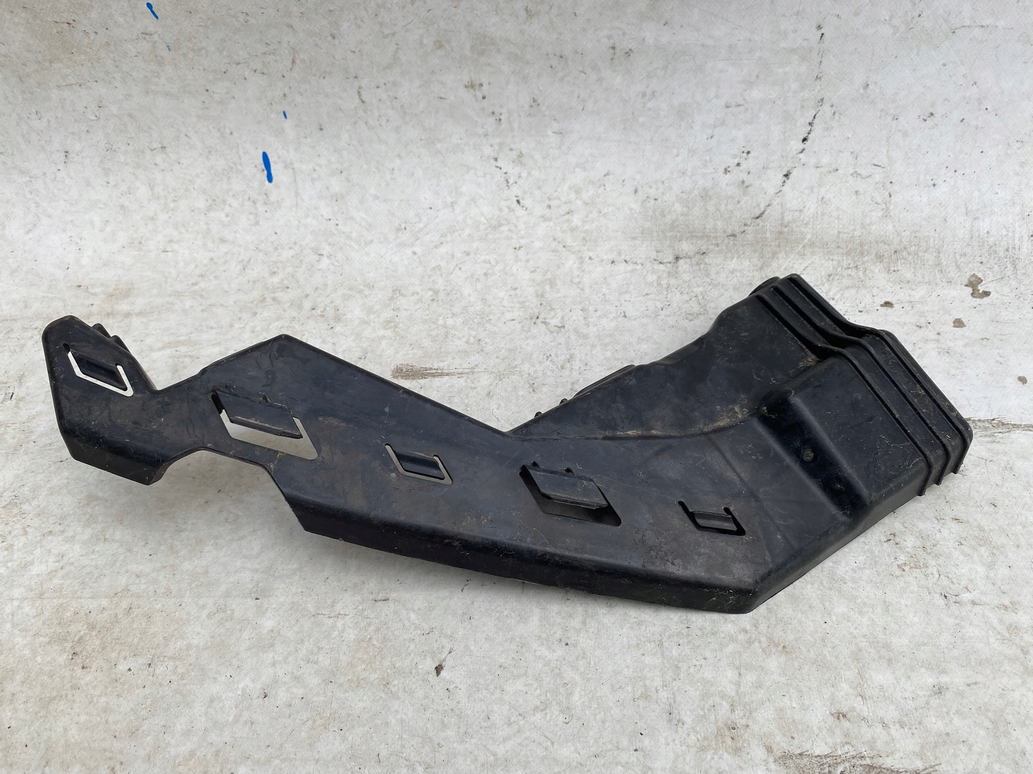 HYUNDAI TUCSON III 15- bumper bracket right front