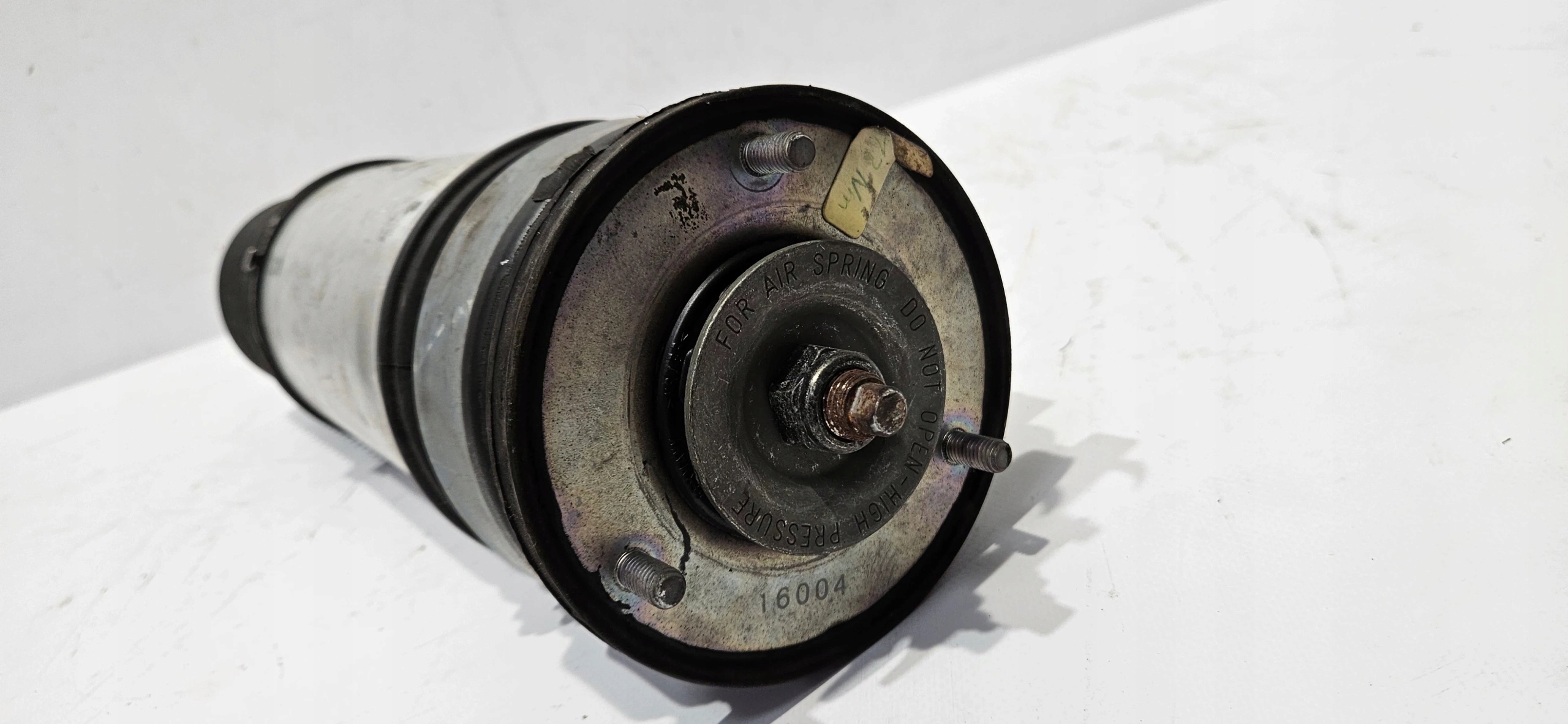 shock absorber PNEUMATYCZNY right left rear part BMW E65 E66 E67 original 6767864