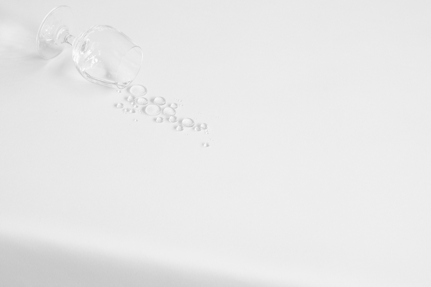 OBRUS plamoodporny GŁADKI - GRUBY - 120x220 biały Długość 220 cm