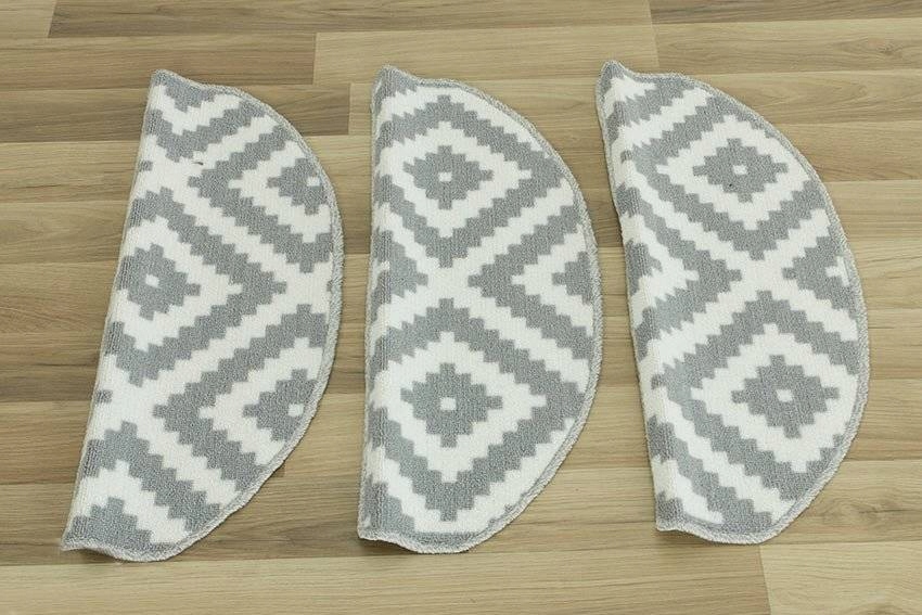 ANTYPOŚLIZGOWE NAKŁADKI DYWANIKI NA SCHODY ROMBY JASNO SZARE 80x24+3cm Grubość 4 mm