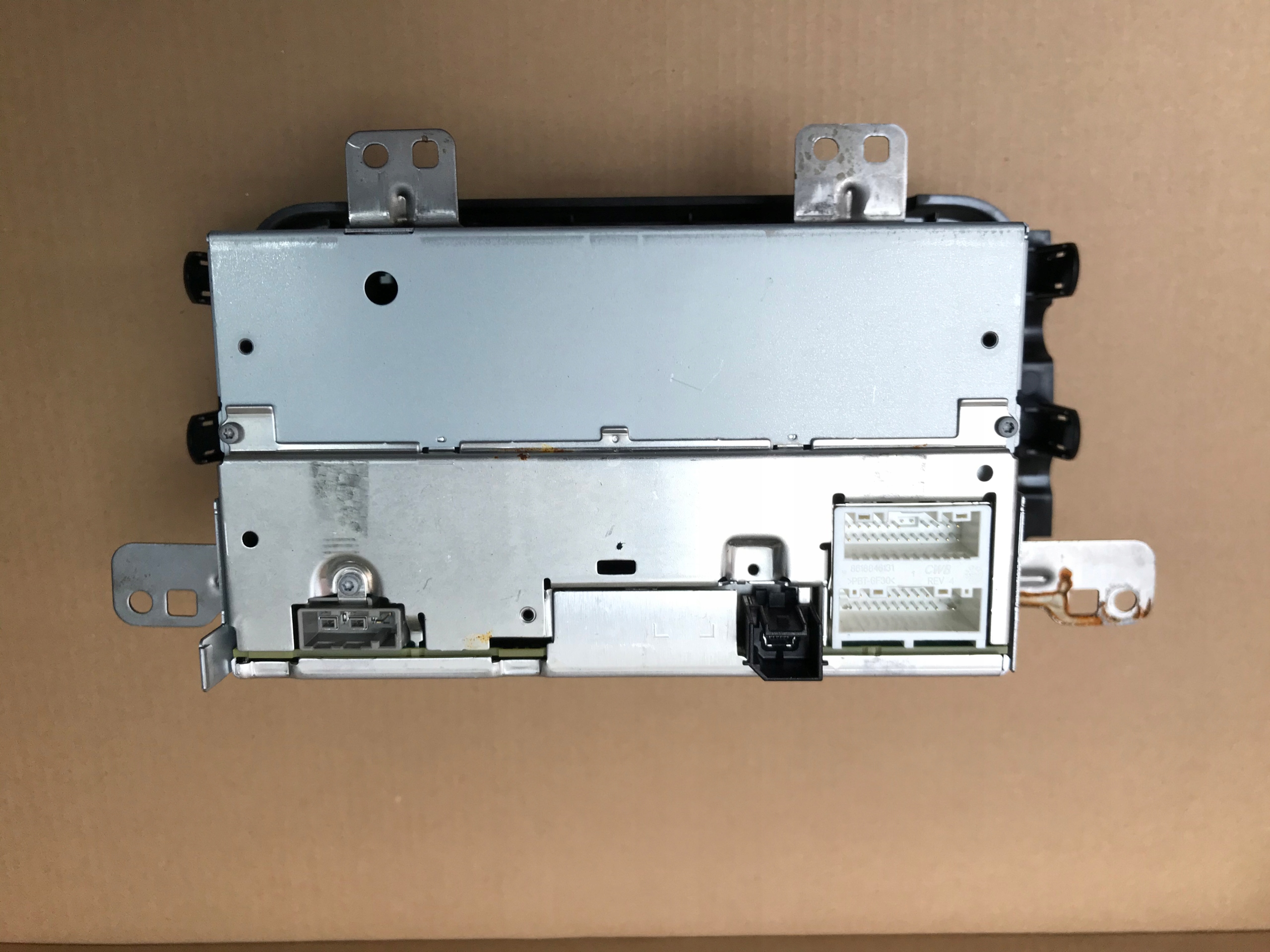 MICRA K14 RADIOODTWARZACZ RADIO NAVI WYSWIETLACZ Part manufacturer Bosch