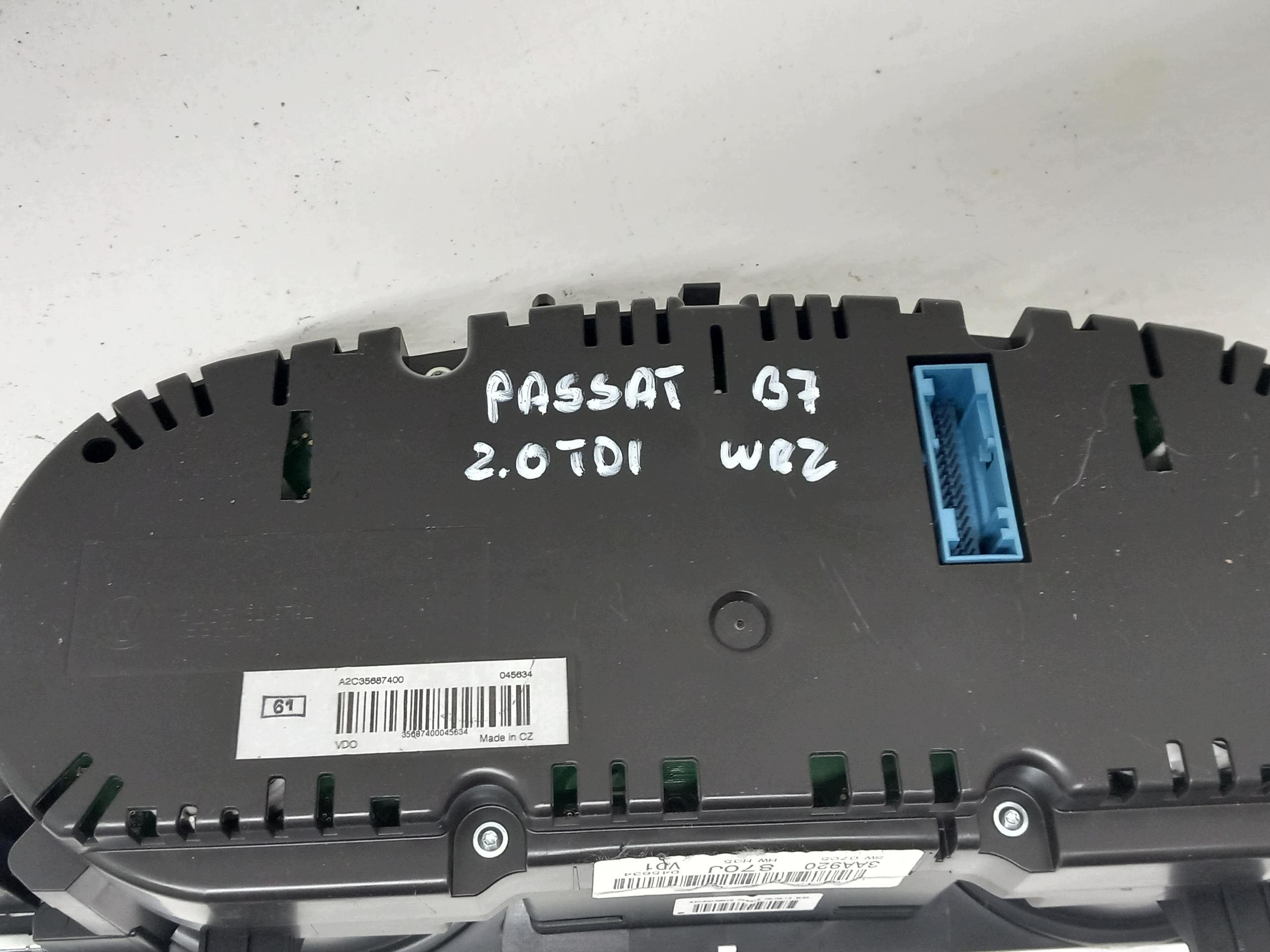VW PASSAT B7 CC dials dials colour PREMIUM DSG 2.0 TDI 3AA920870J OEM