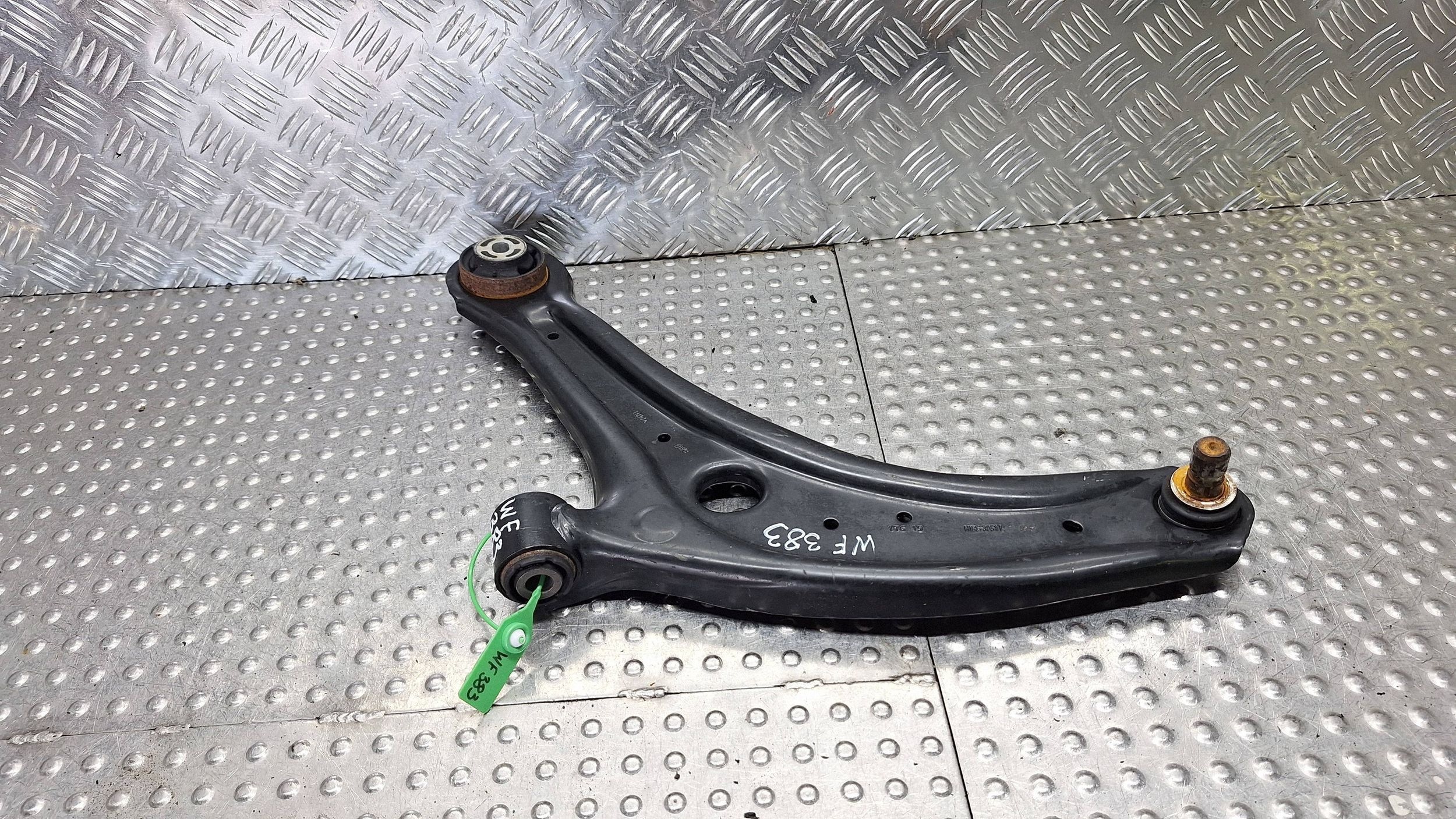 arm left front H1BC-3051L FORD FIESTA MK8