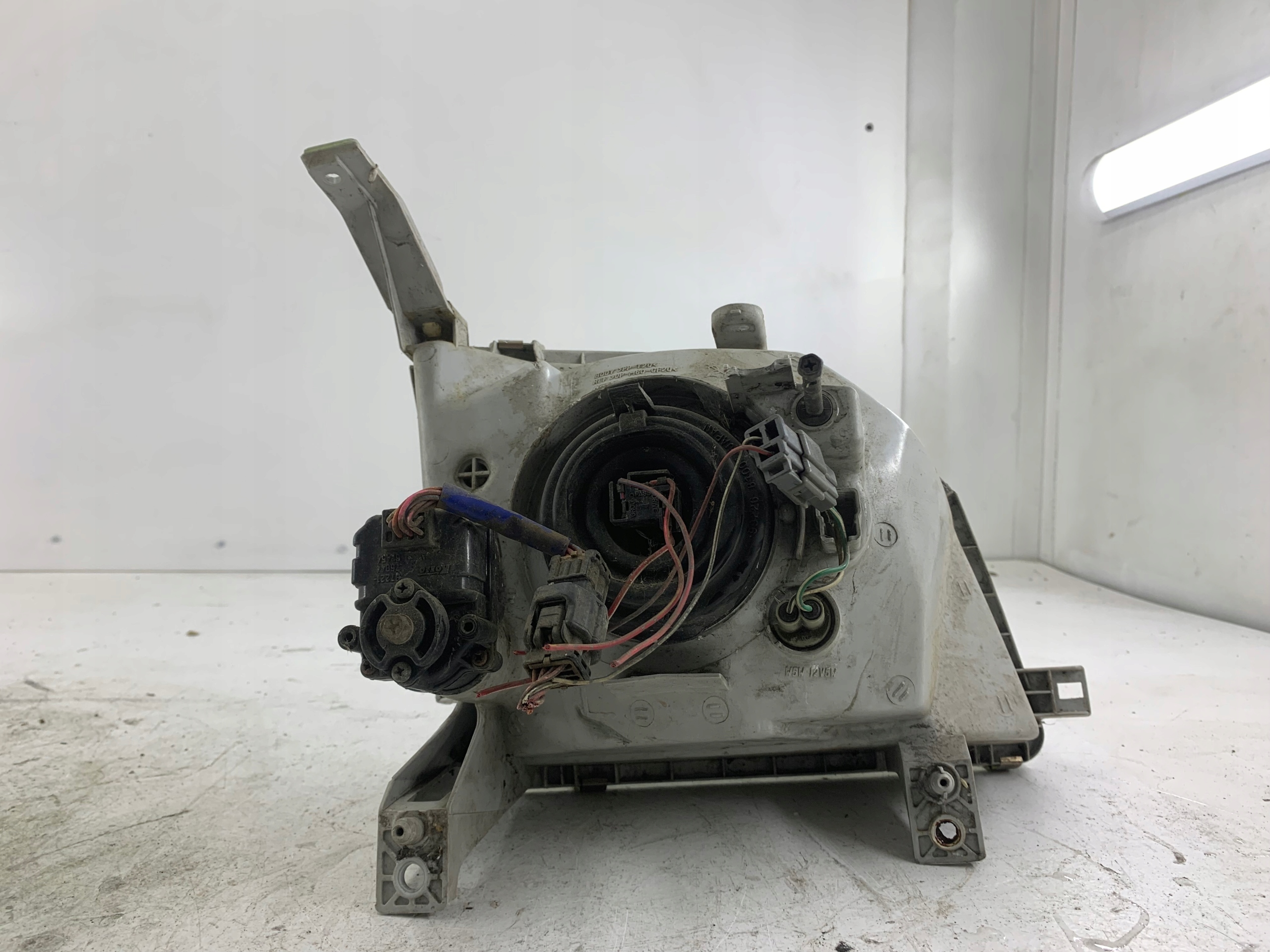 DAIHATSU GRAN MOVE light left front