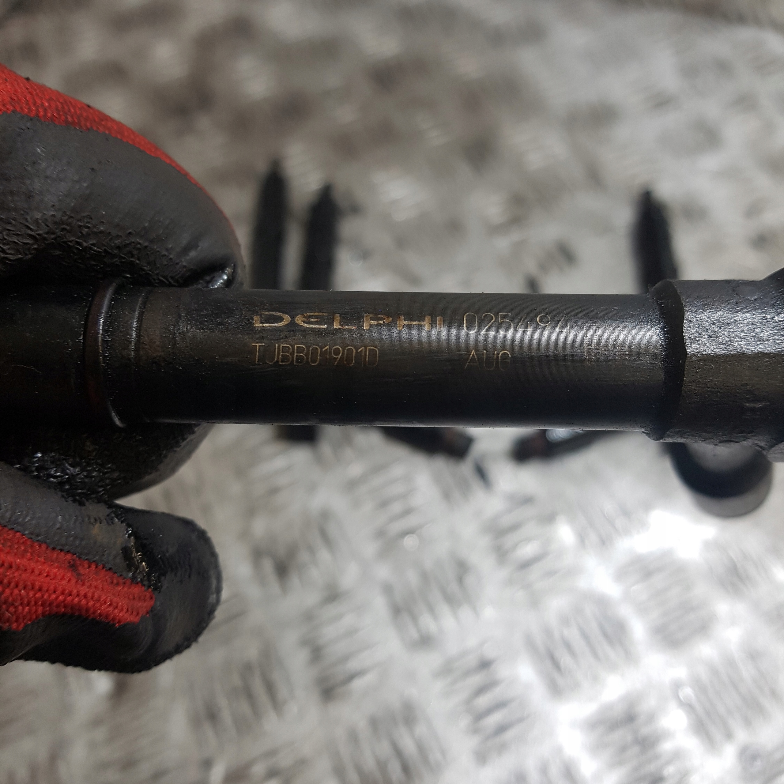 Einspritzdüse Einspritzdüse KOMPLET OPEL CORSA C TJBB01901D