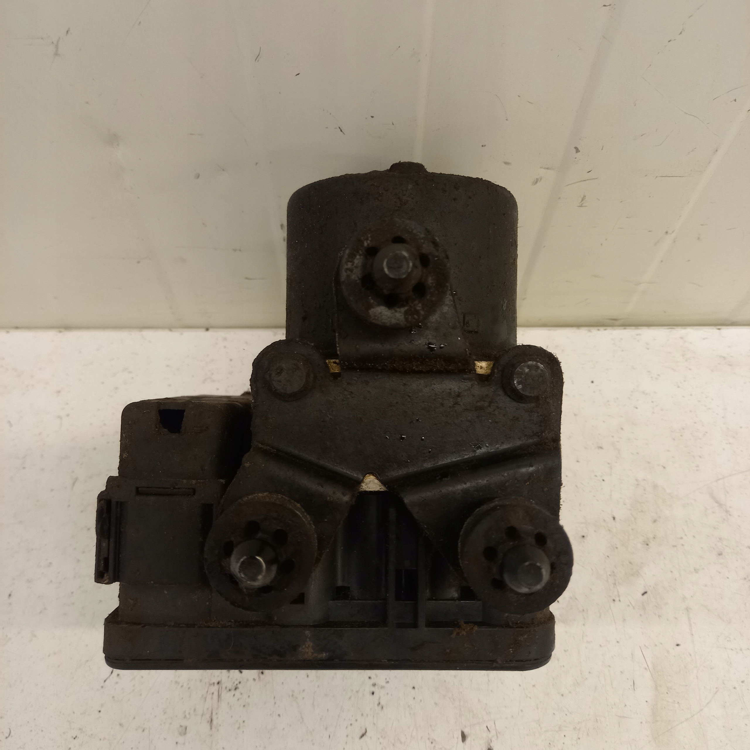 Pompa ABS VOLKSWAGEN GOLF 5 1.9 TDI 1K0907379K