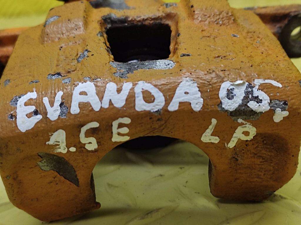 DAEWOO EVANDA 1.5 třmen brzdový levý předek
