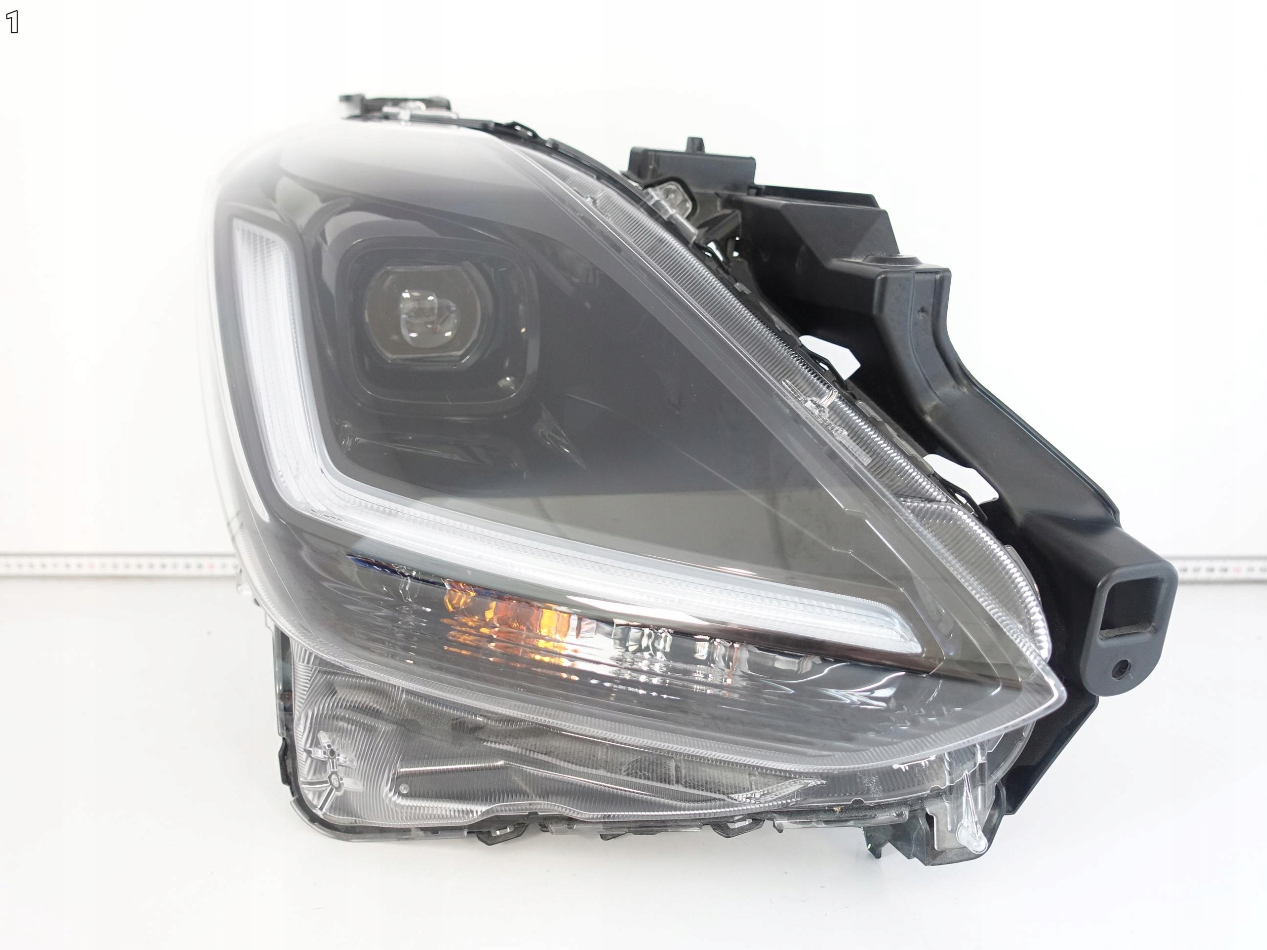 SUZUKI SWIFT MK9 VII 7 24- FULL LED light right front EUROPA