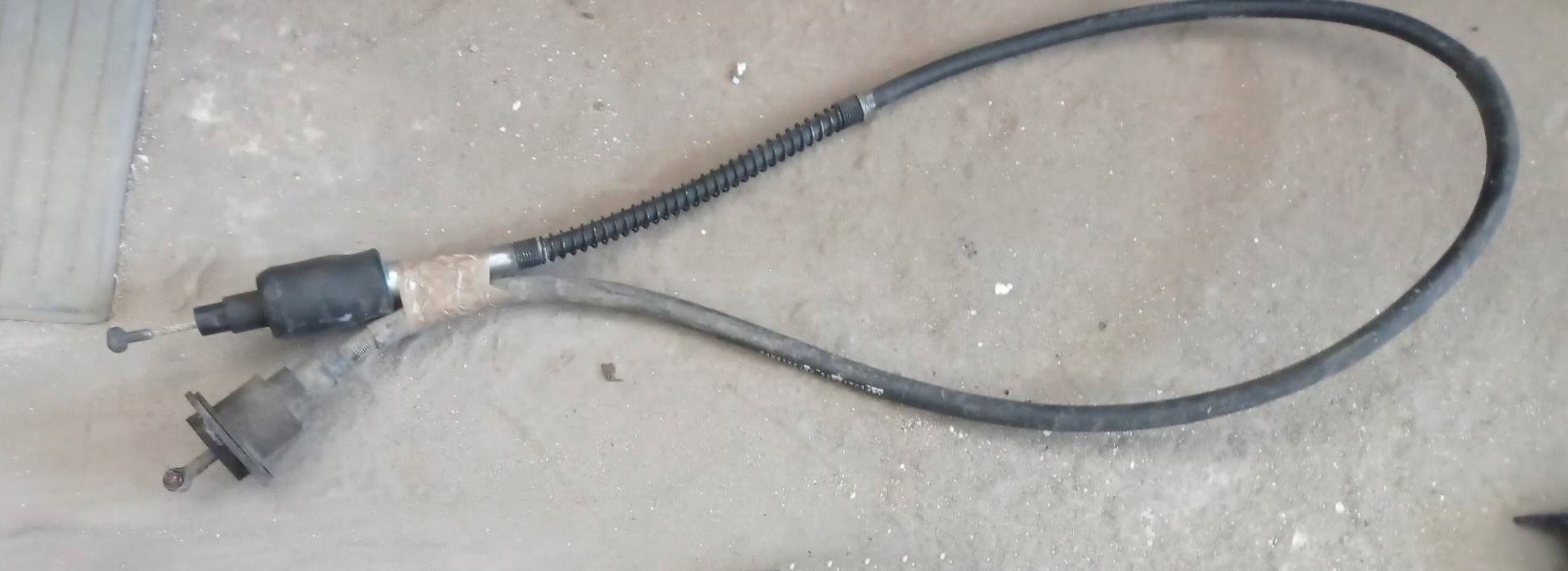 Linka sprzęgła Chrysler Voyager 01-03 2.4 2.5 z samoregulatorem oryginalna