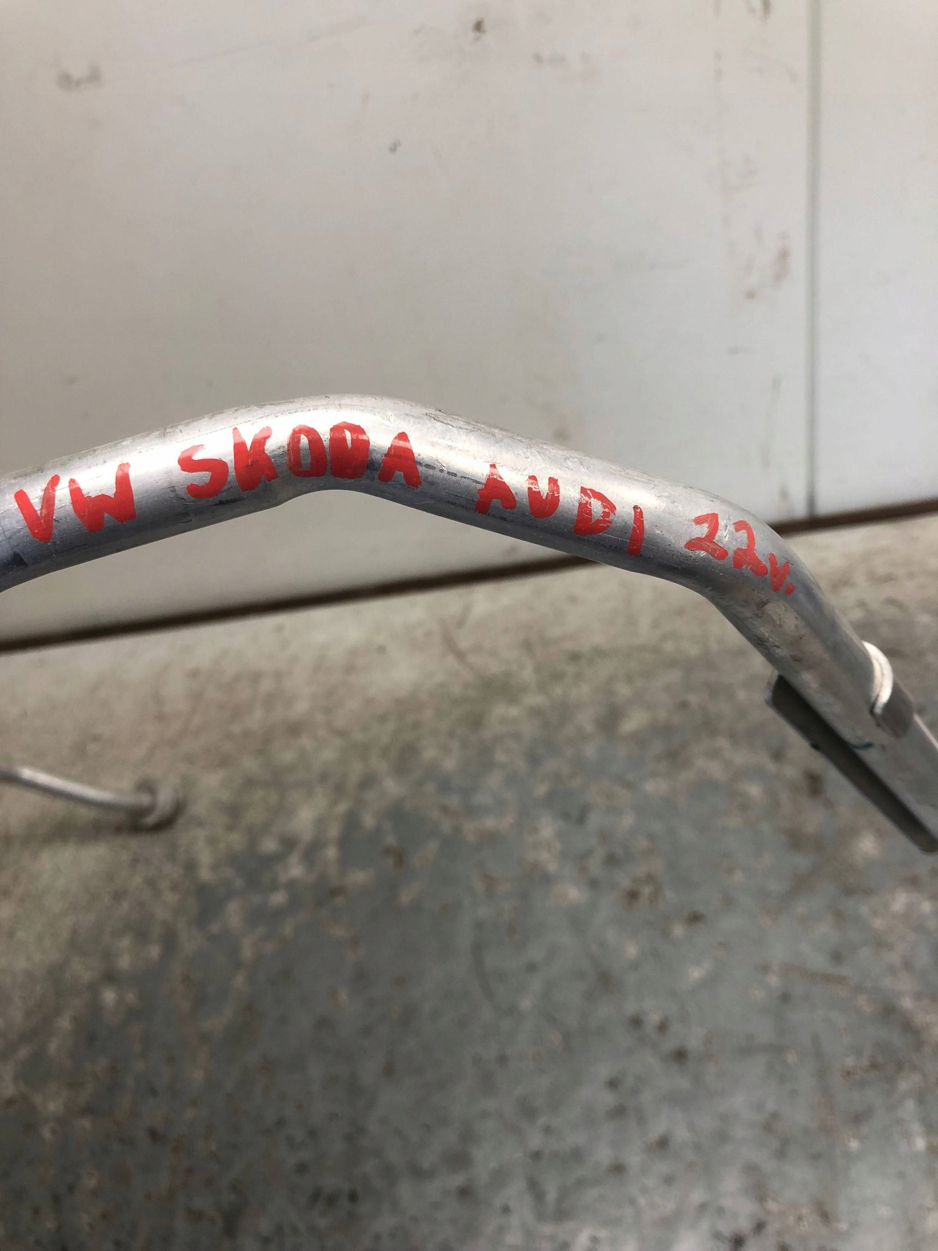 cső klíma VW SKODA AUDI 2Q0816743AL