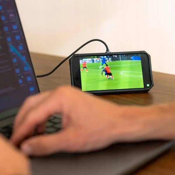 PODSTAWKA DO ŁADOWANIA BEZPRZEWODOWEGO - ROKFORM MAGSAFE WIRELESS STAND Kolor czarny