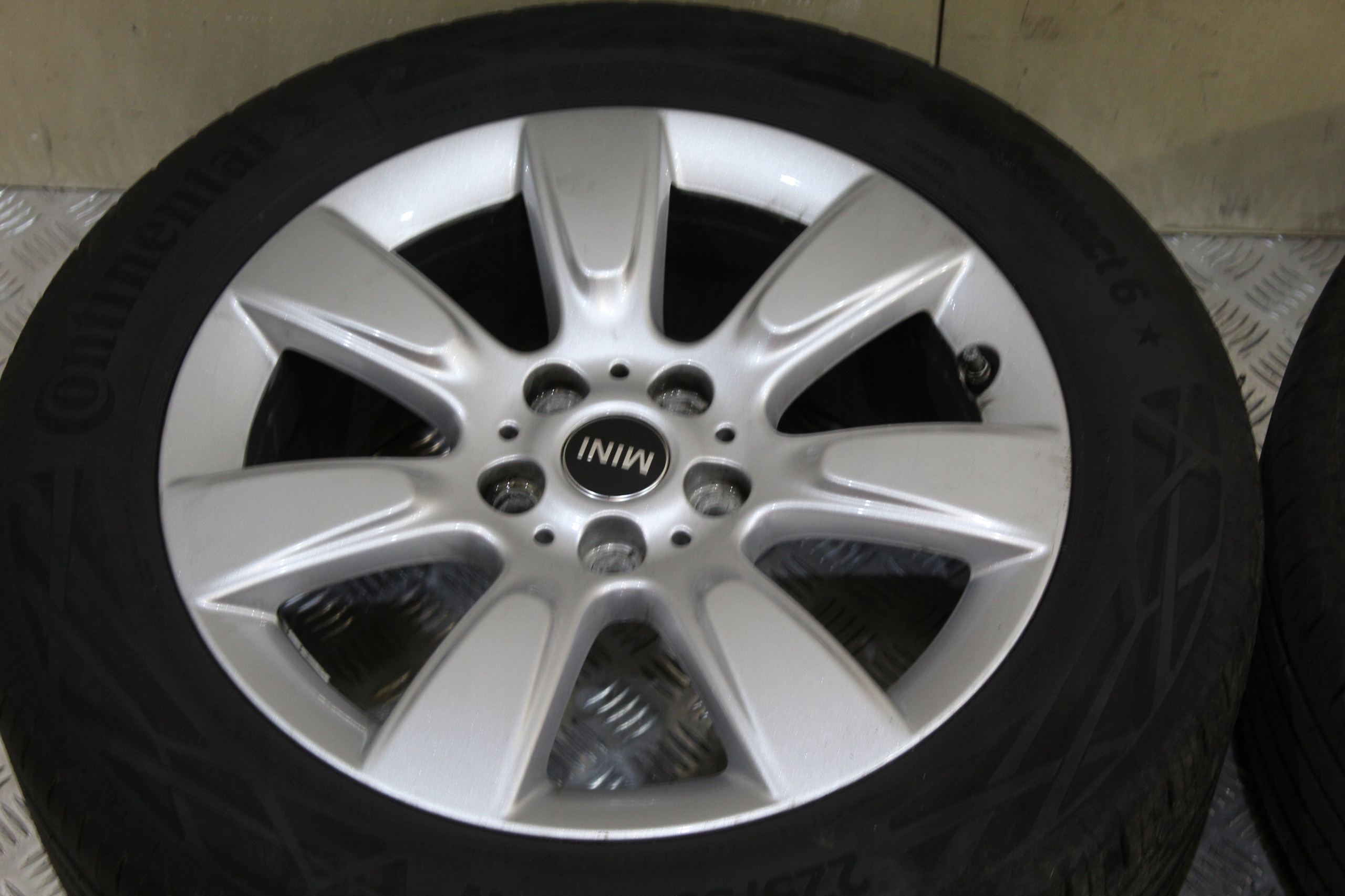 wheels discs disc 225/55 R17 COUNTRYMAN SE F60