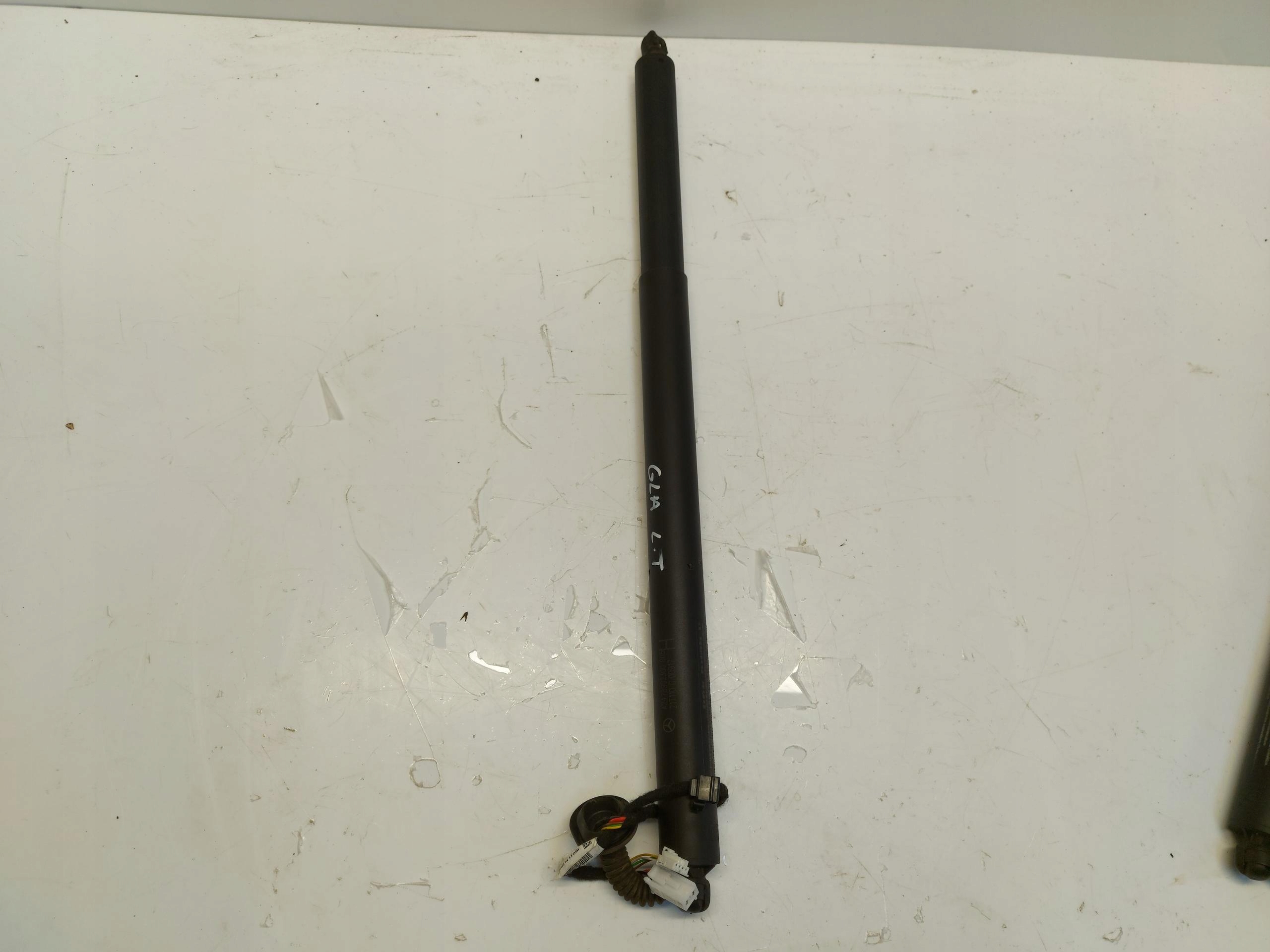 Mercedes GLA II H247 damper klap boot left