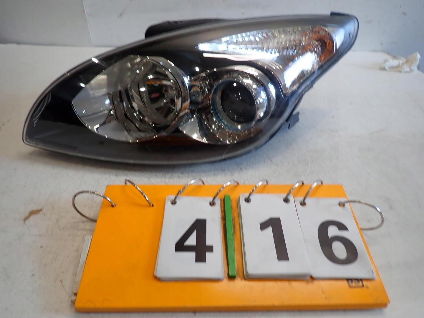 light front front left HYUNDAI I30 and 2007-2012 92101-2R000