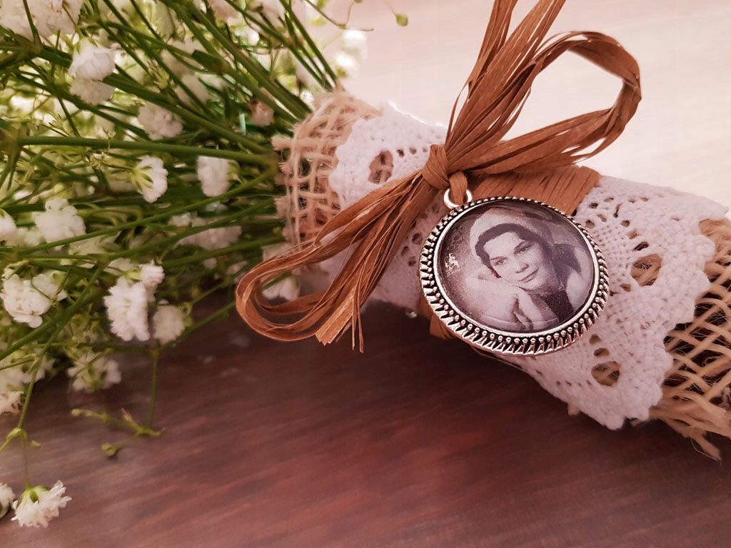 Zawieszka ze Zdjęciem Bukiet Ślubny Brelok Ślub Kolor dominujący wielokolorowy