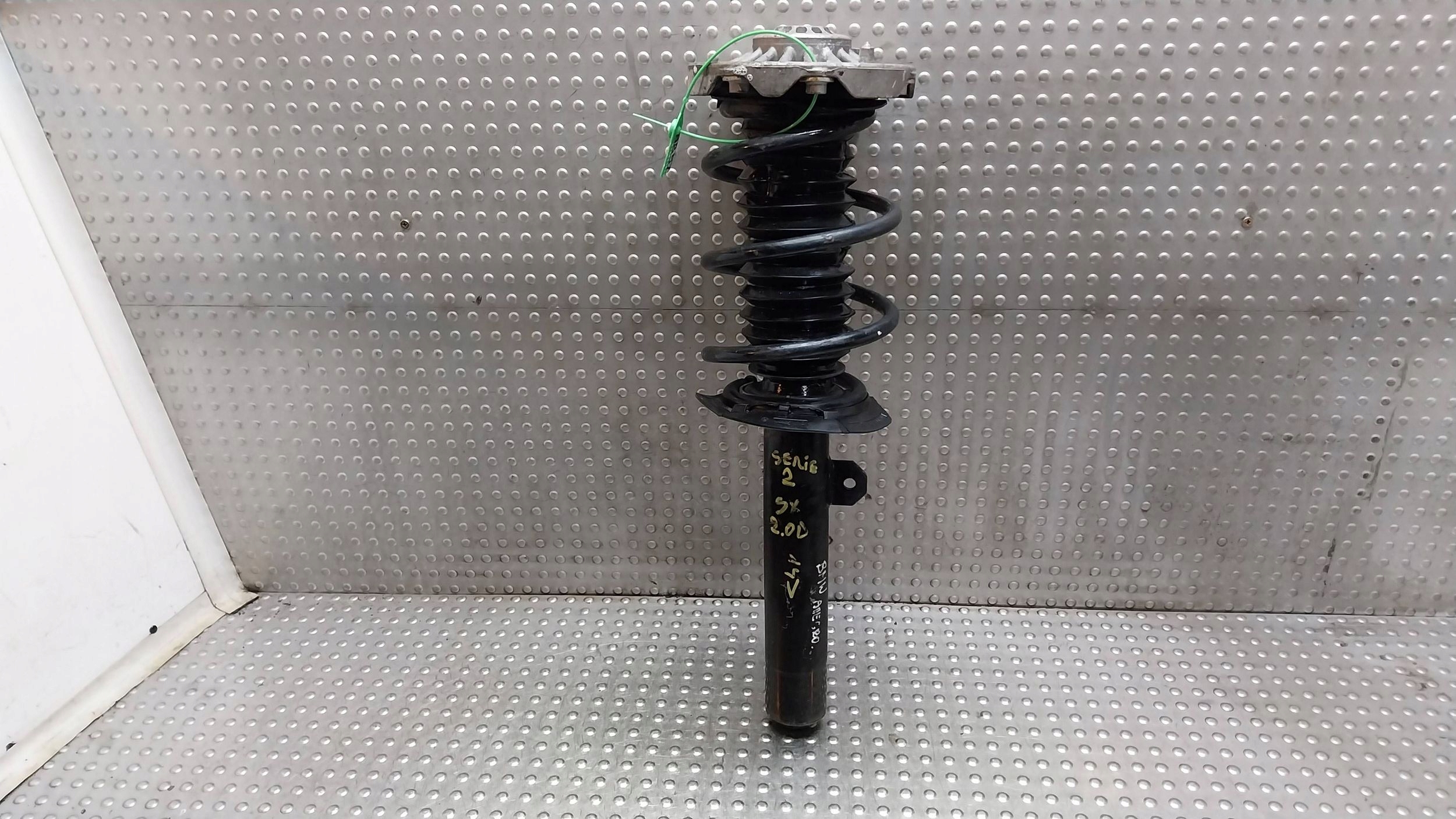 shock absorber left front 6872521 BMW 2 F45 F46