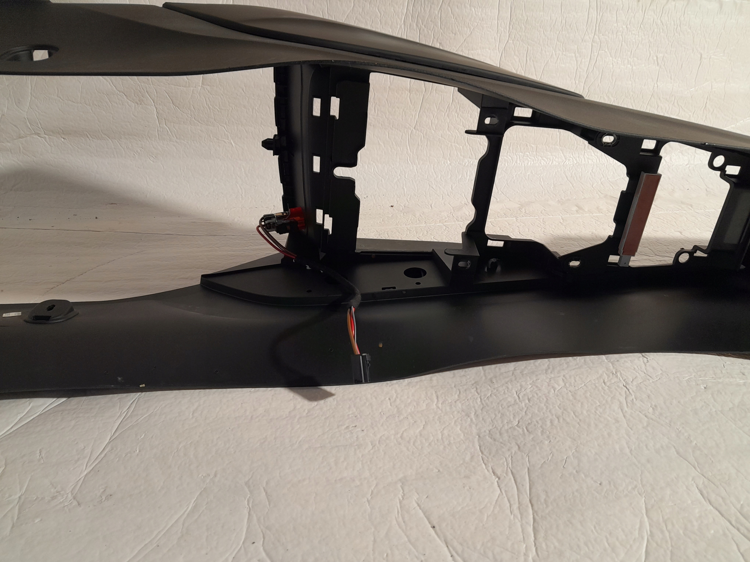 Audi A3 S3 8V седан тунель середина 8V1863241A