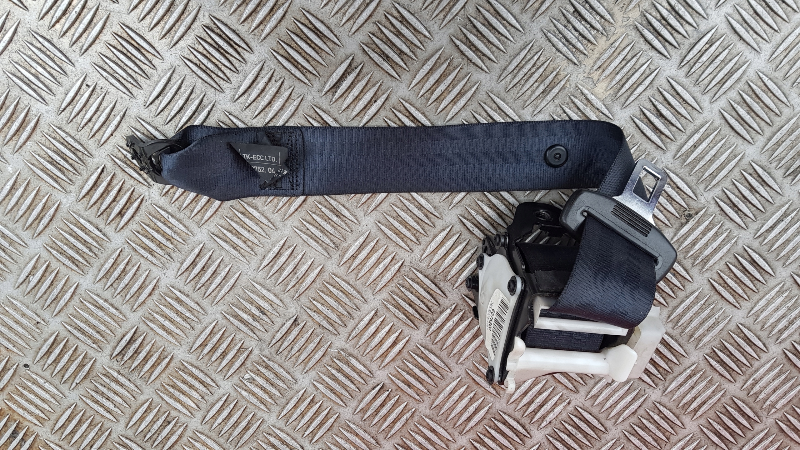 AUDI A4 B6 Gurten Sicherheits links heck 8e5857805e
