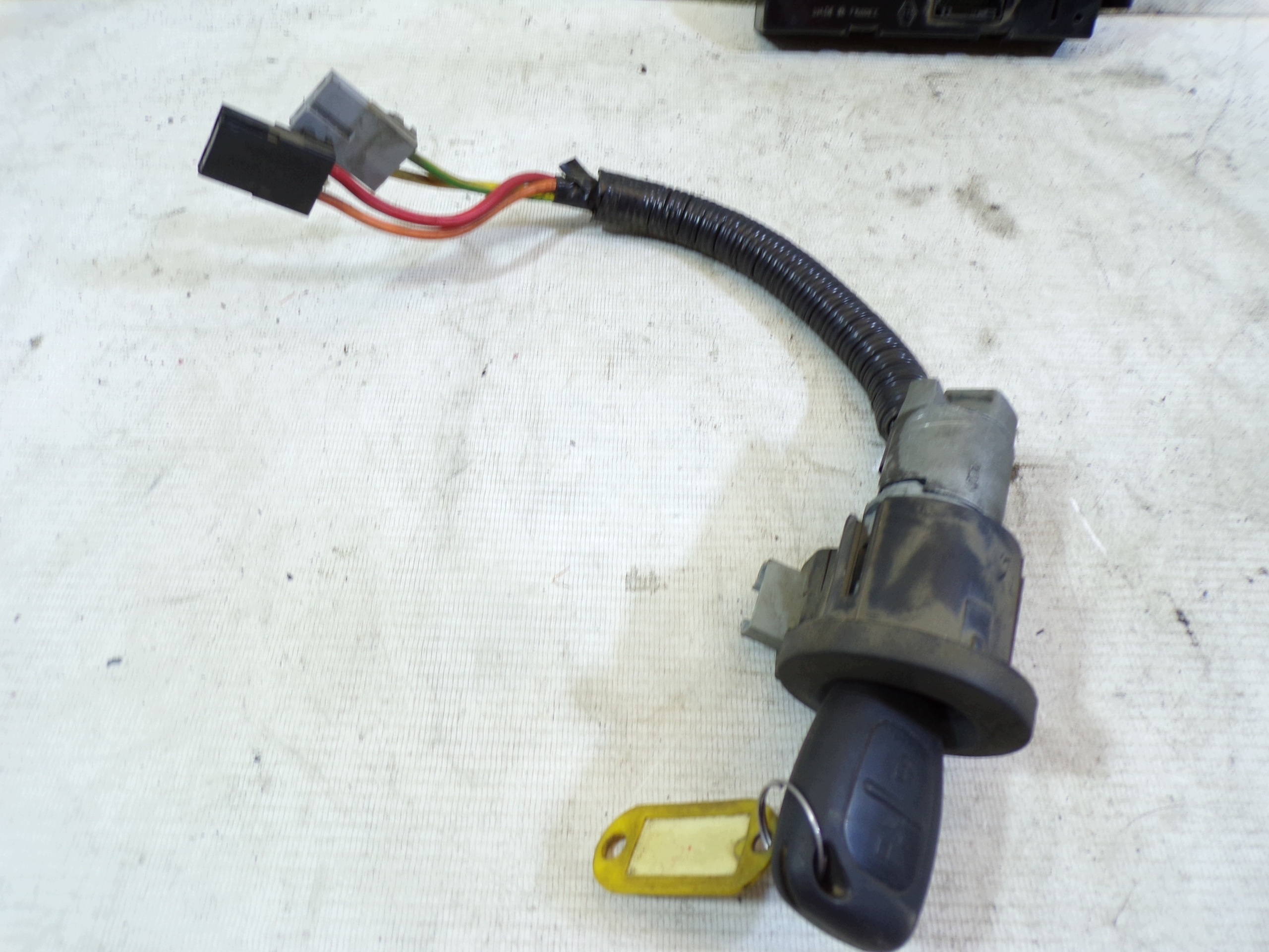 running board starter RENAULT TRAFIC 2 II 2.0 DCI 8200666516