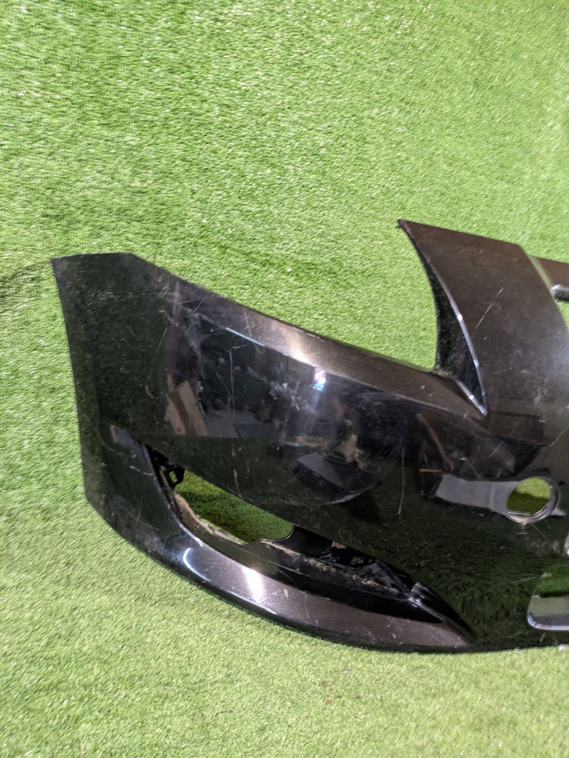 front bumper front TOYOTA AURIS and 06- NR.Z9099