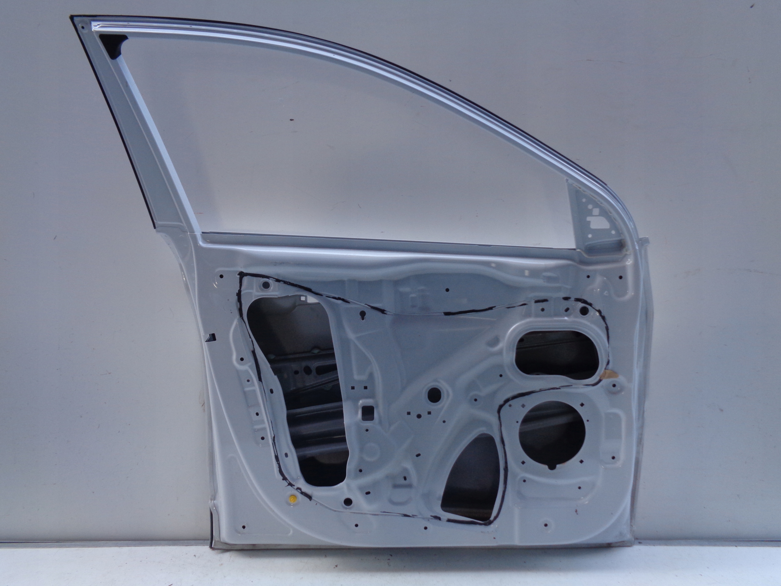 door left front HYUNDAI KONA 17- NR 32148