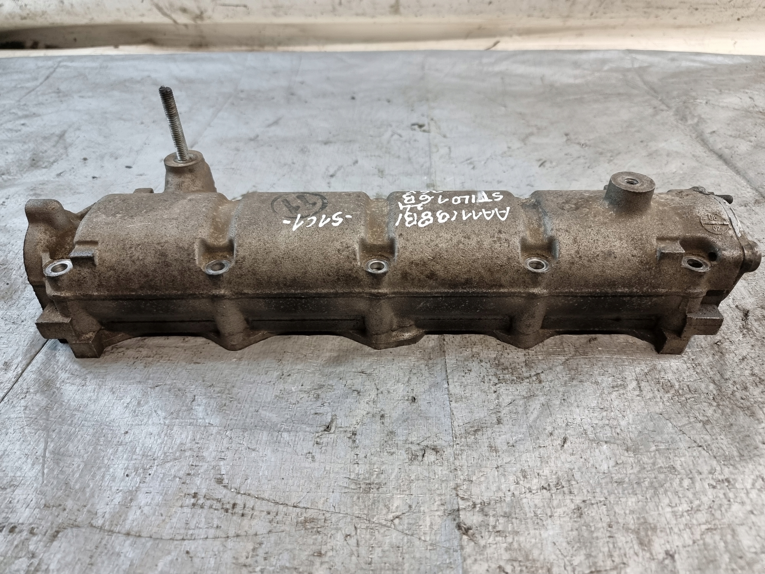 Arbre à cames Boîte Couvercle FIAT STILO 1.6B 16V