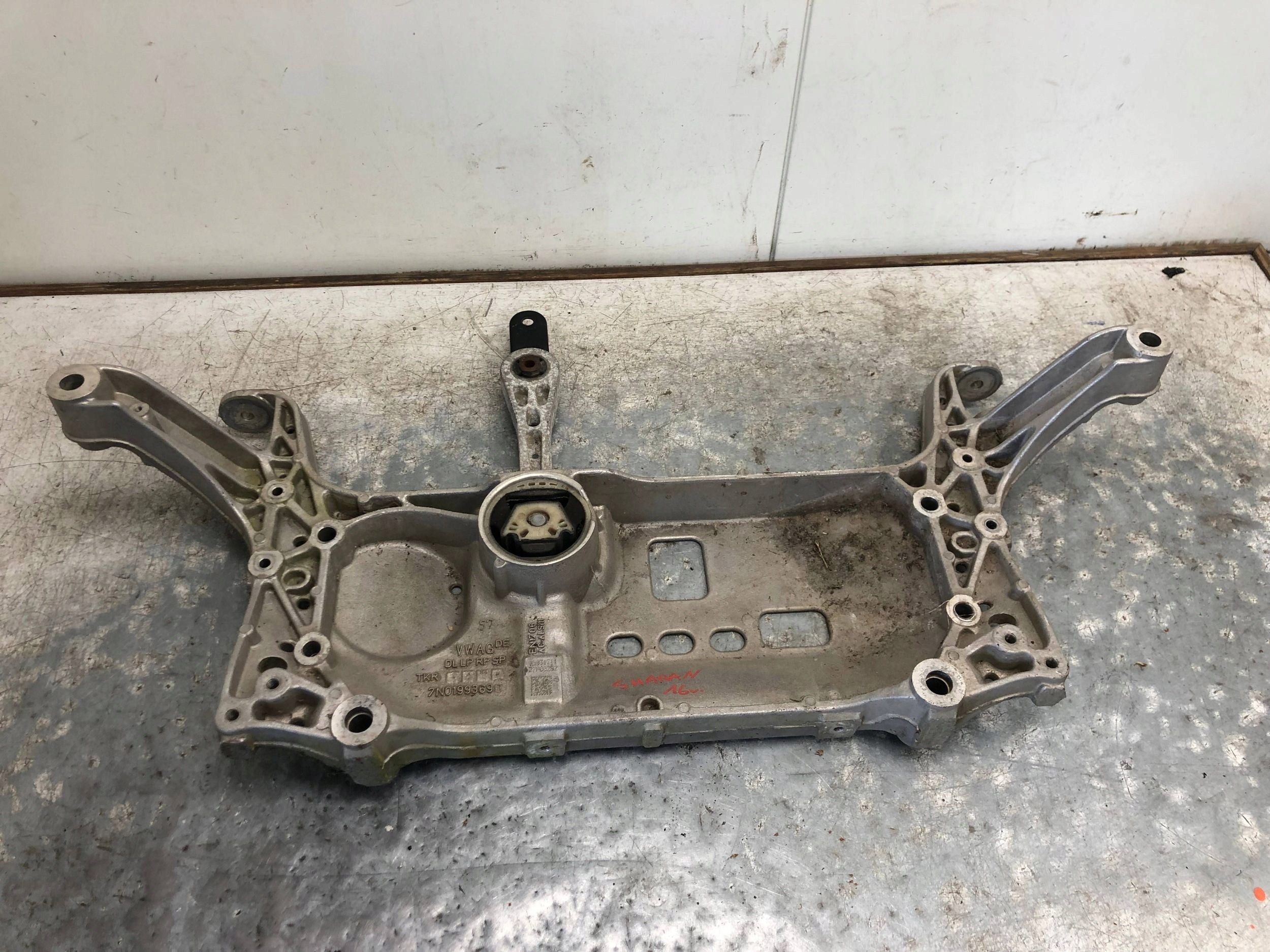 subframe axle beam front VW SHARAN 7N0199369B