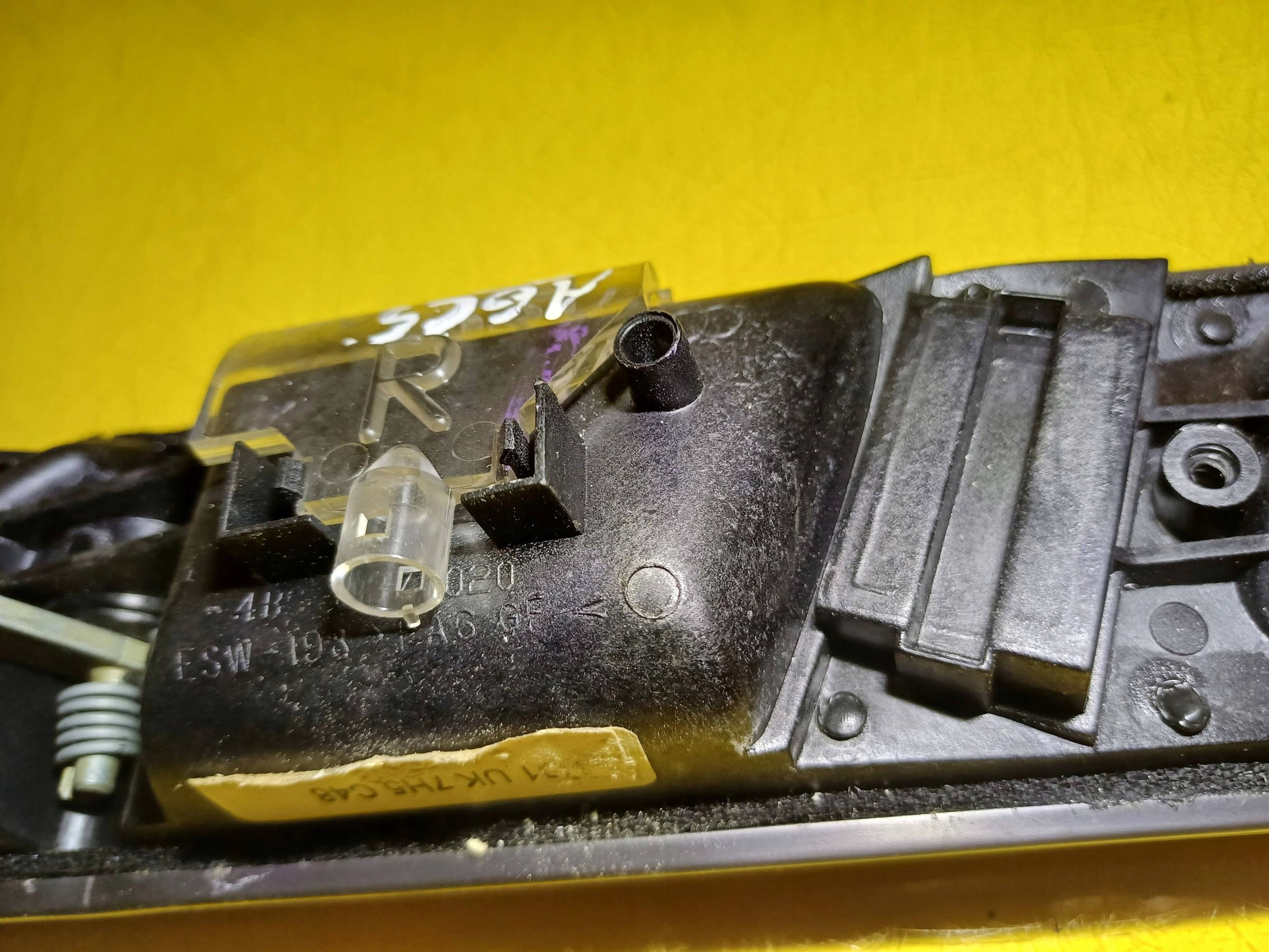 ручка двери внутренняя Audi A6 C5 4B0837020 NR17
