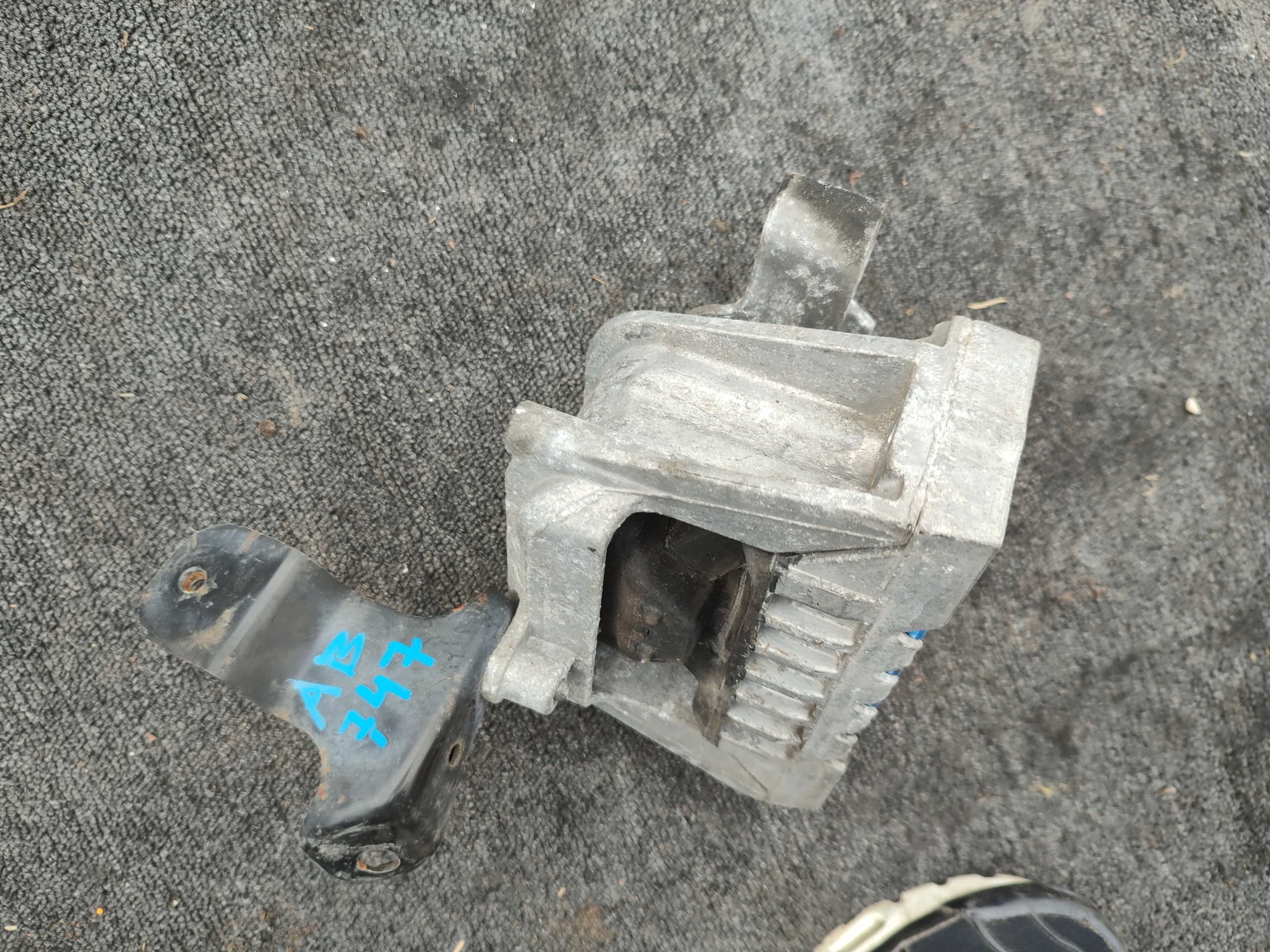 engine mount VW AUDI SKODA SEAT 1K0199262CP