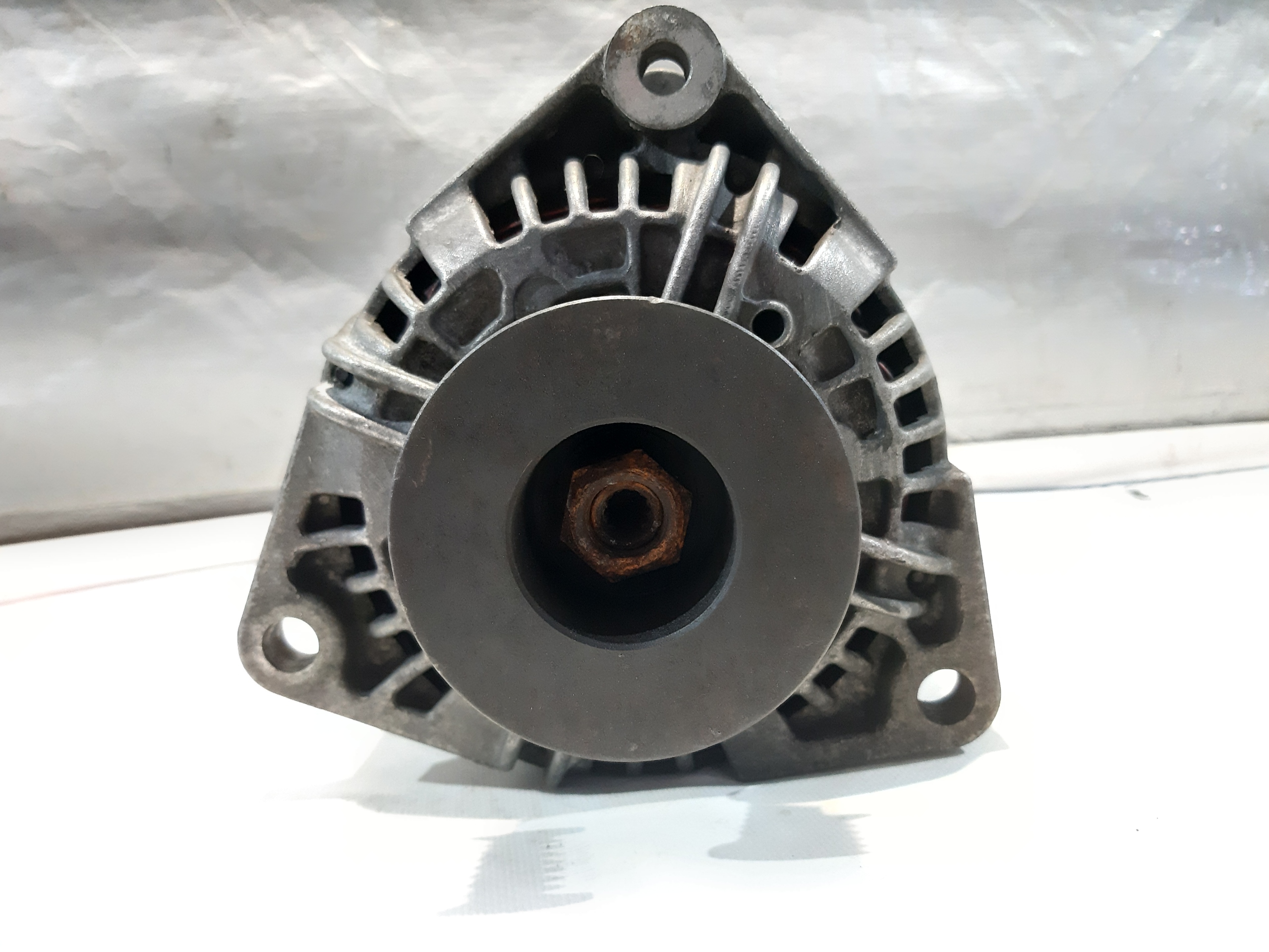 Alternator Bosch 0 124 655 039 28V 40-100A