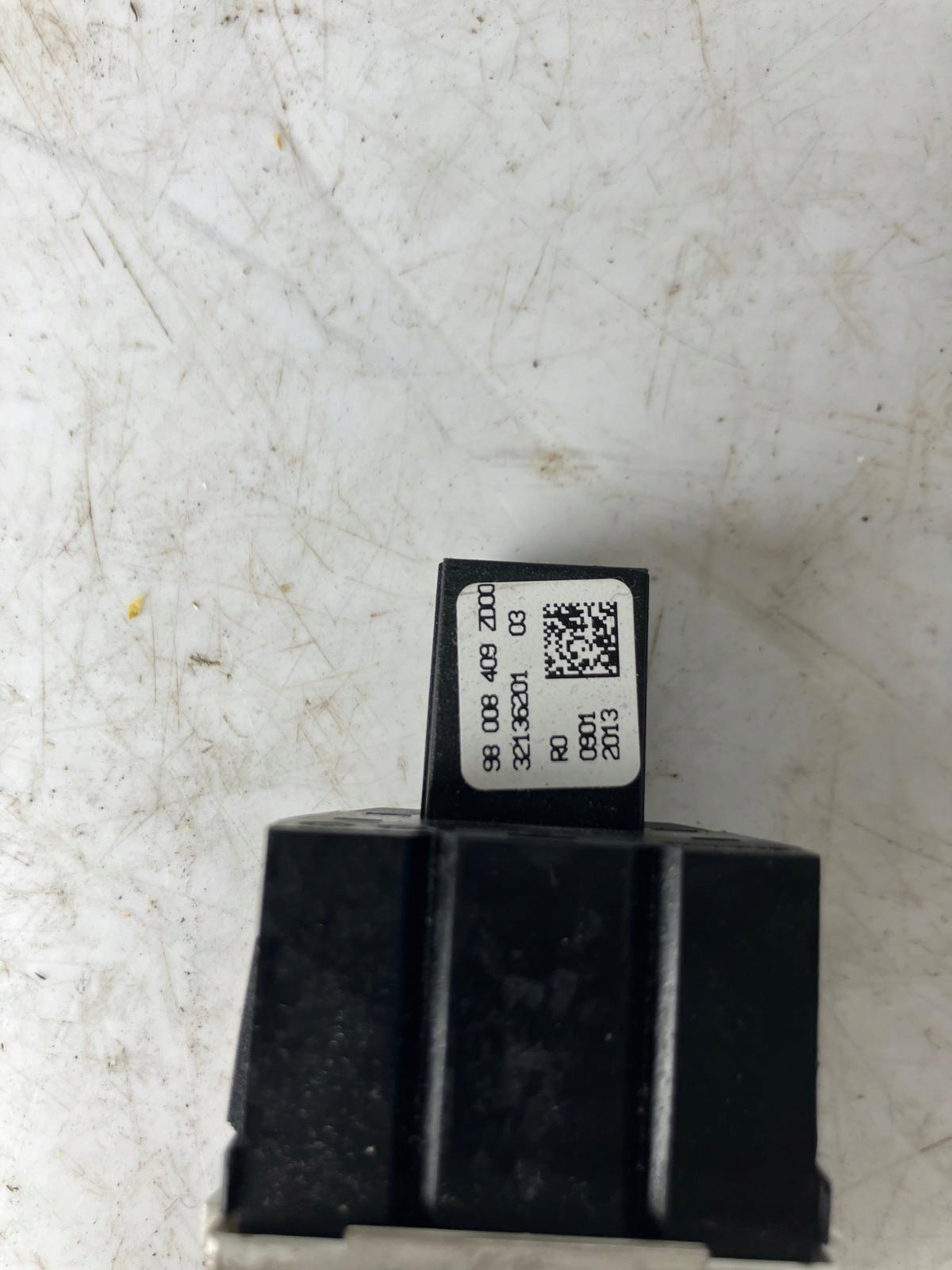 button START STOP CITROEN DS5 98008409ZD