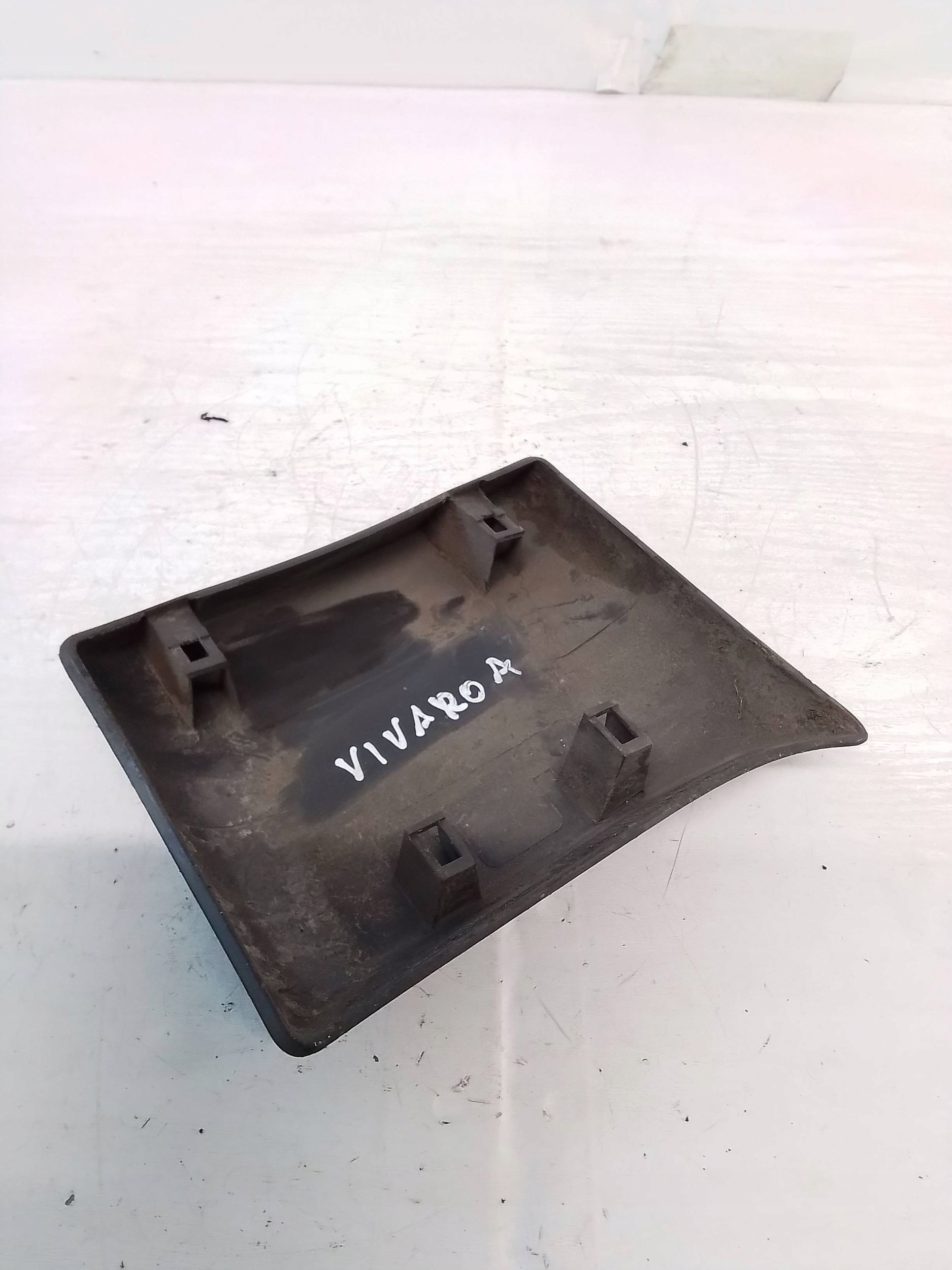 Opel Vivaro A LISTWA BOCZNA PRAWA 91165351 Typ samochodu Samochody dostawcze