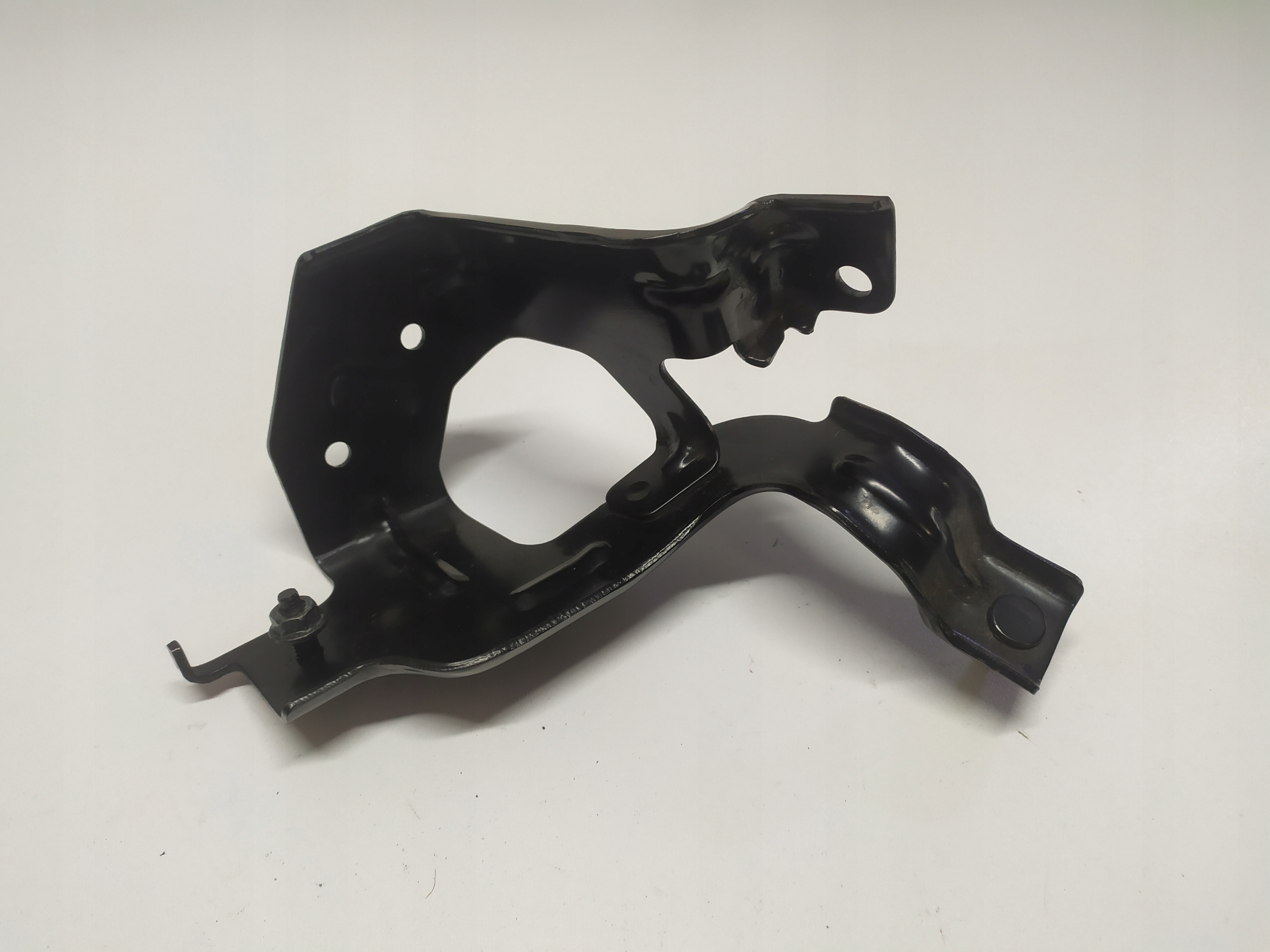 MOCOWANIE UCHWYT PRZEKAŹNIKA ŚWIEC X TRAIL T32