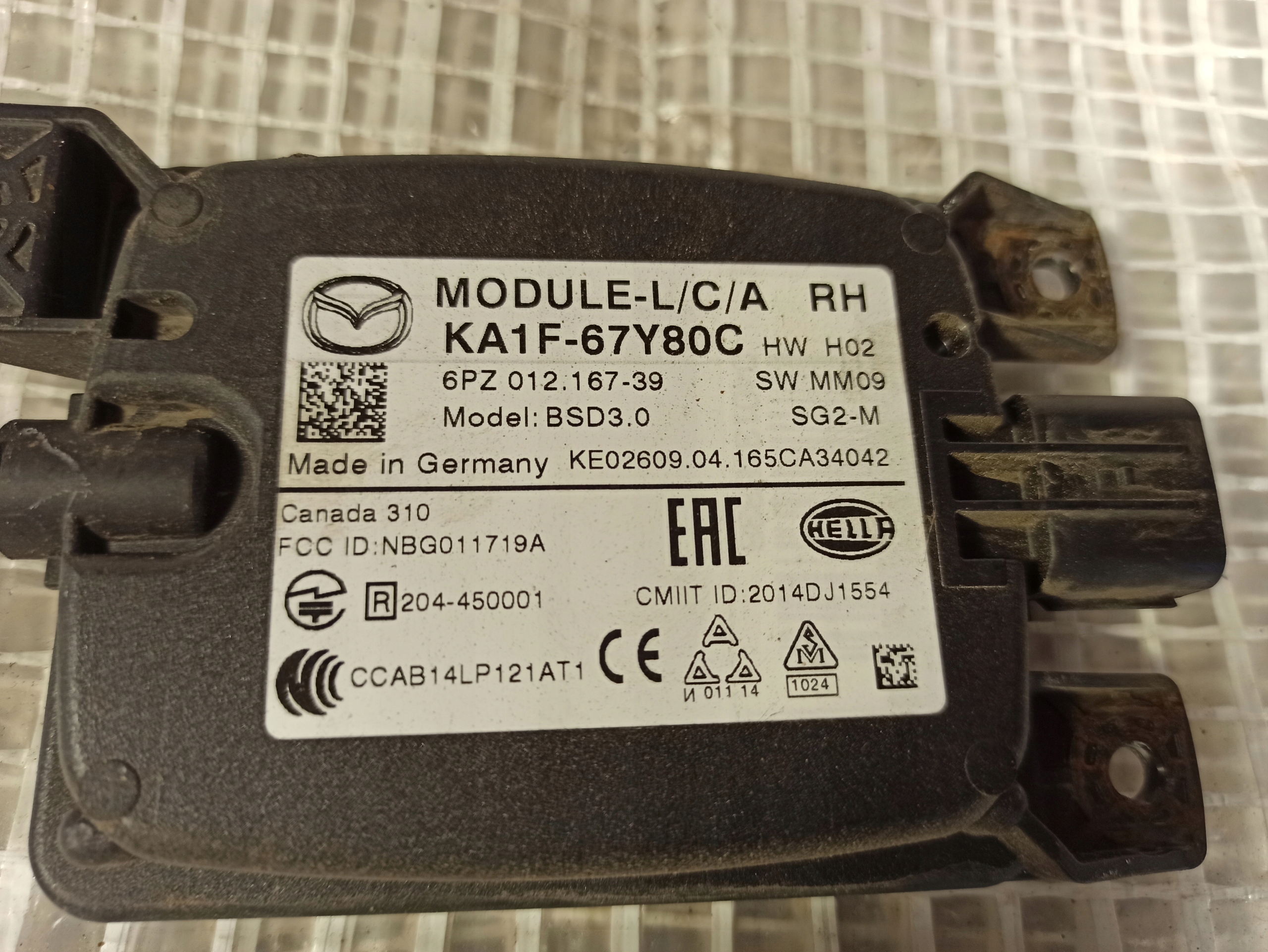 MAZDA CX5 RADAR ASYSTENT MARTWEGO POLA KA1F-67Y80C Producent części Mazda OE