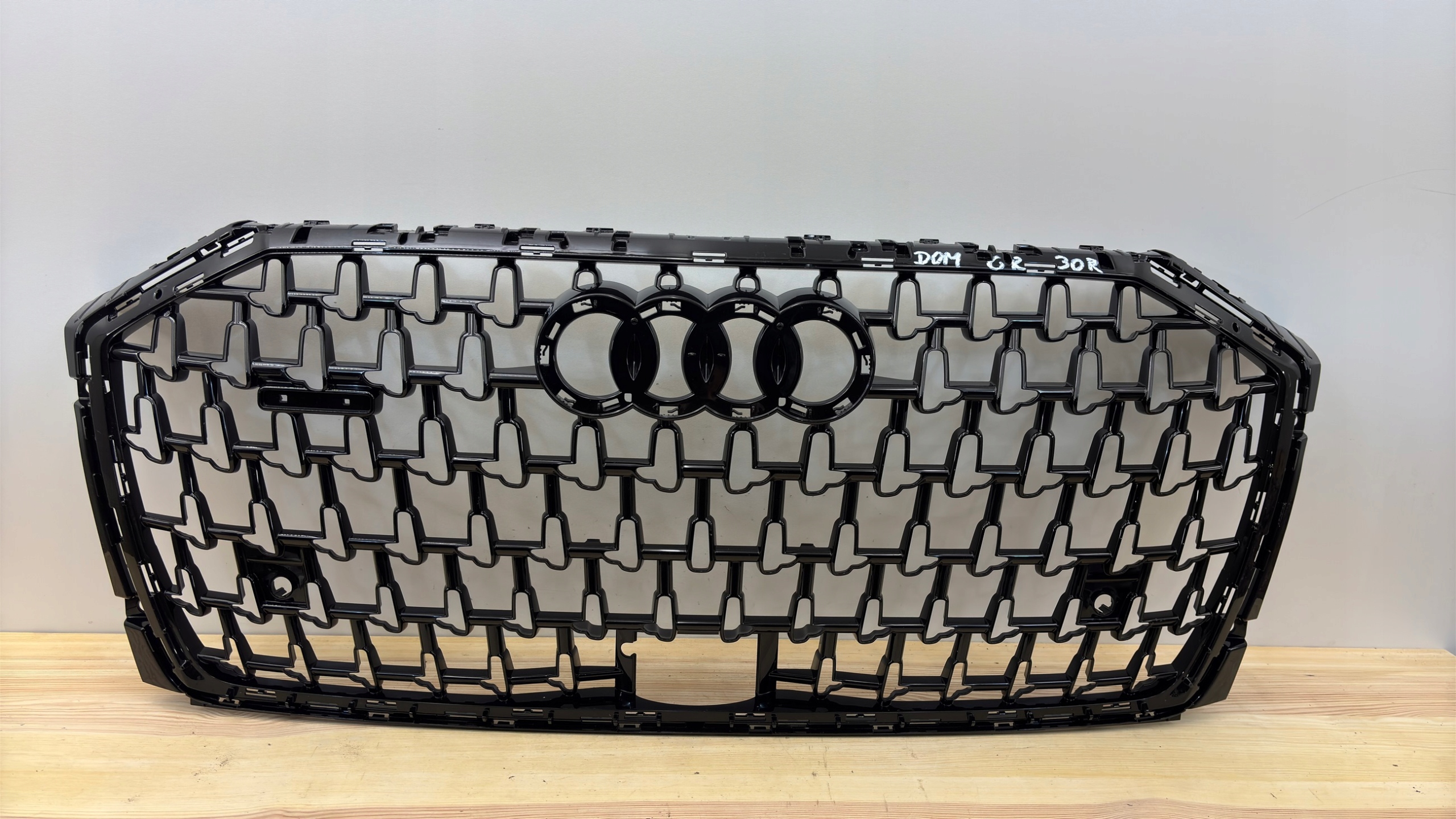Audi A8 Kühlergrill FRONTGRILL Kühlergitter 4N0853651AA - Thumbnail 1