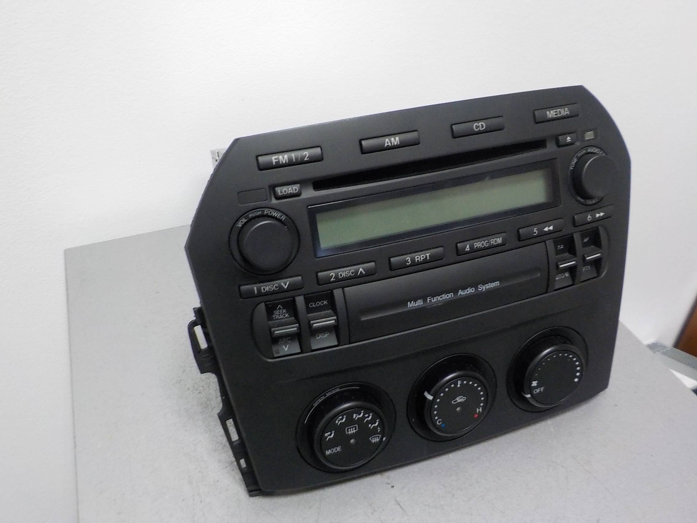 MAZDA MX-5 II RADIO FABRYCZNE NG31669R0