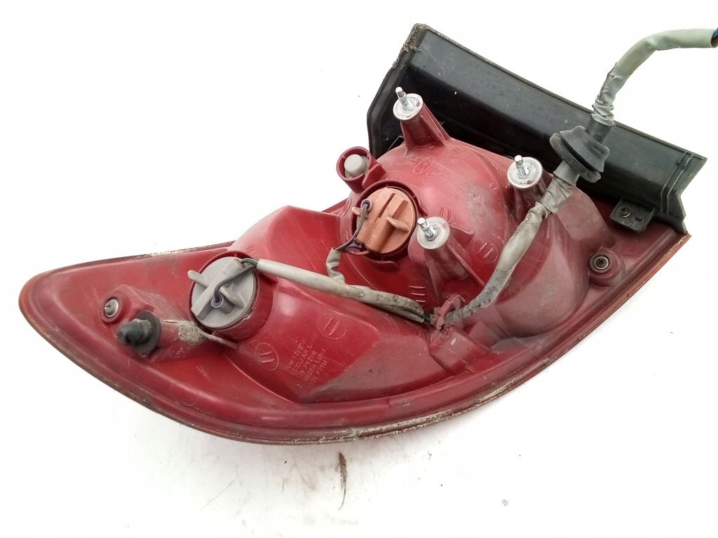 Hyundai Santa Fe II 2 light right rear part rear 92402-2B000